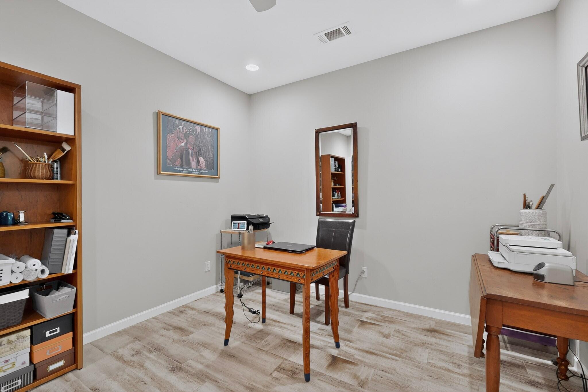 Photo 13 — 52 Wind Road NW