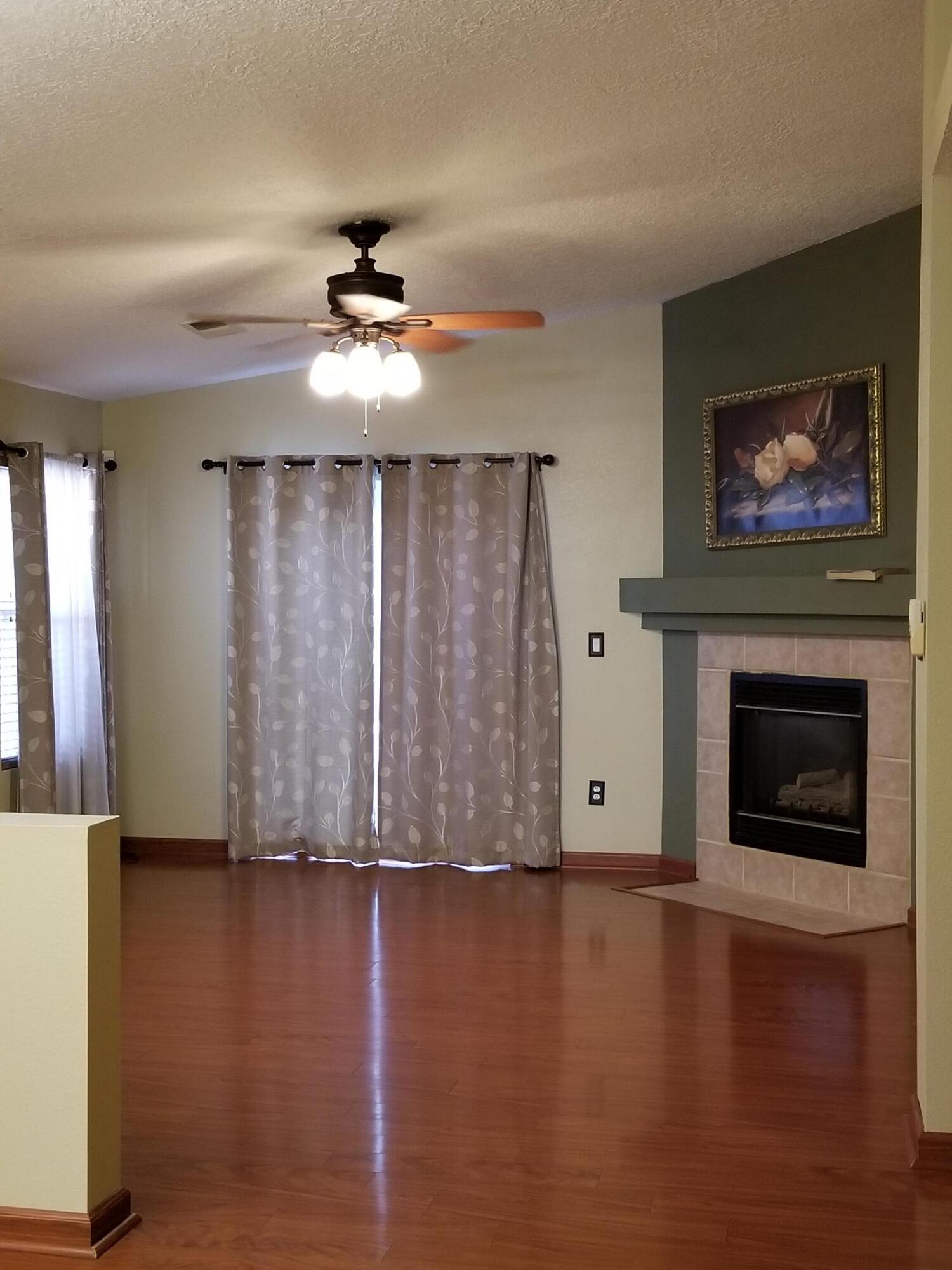 Photo 12 — 10605 Monte Bello Court NW