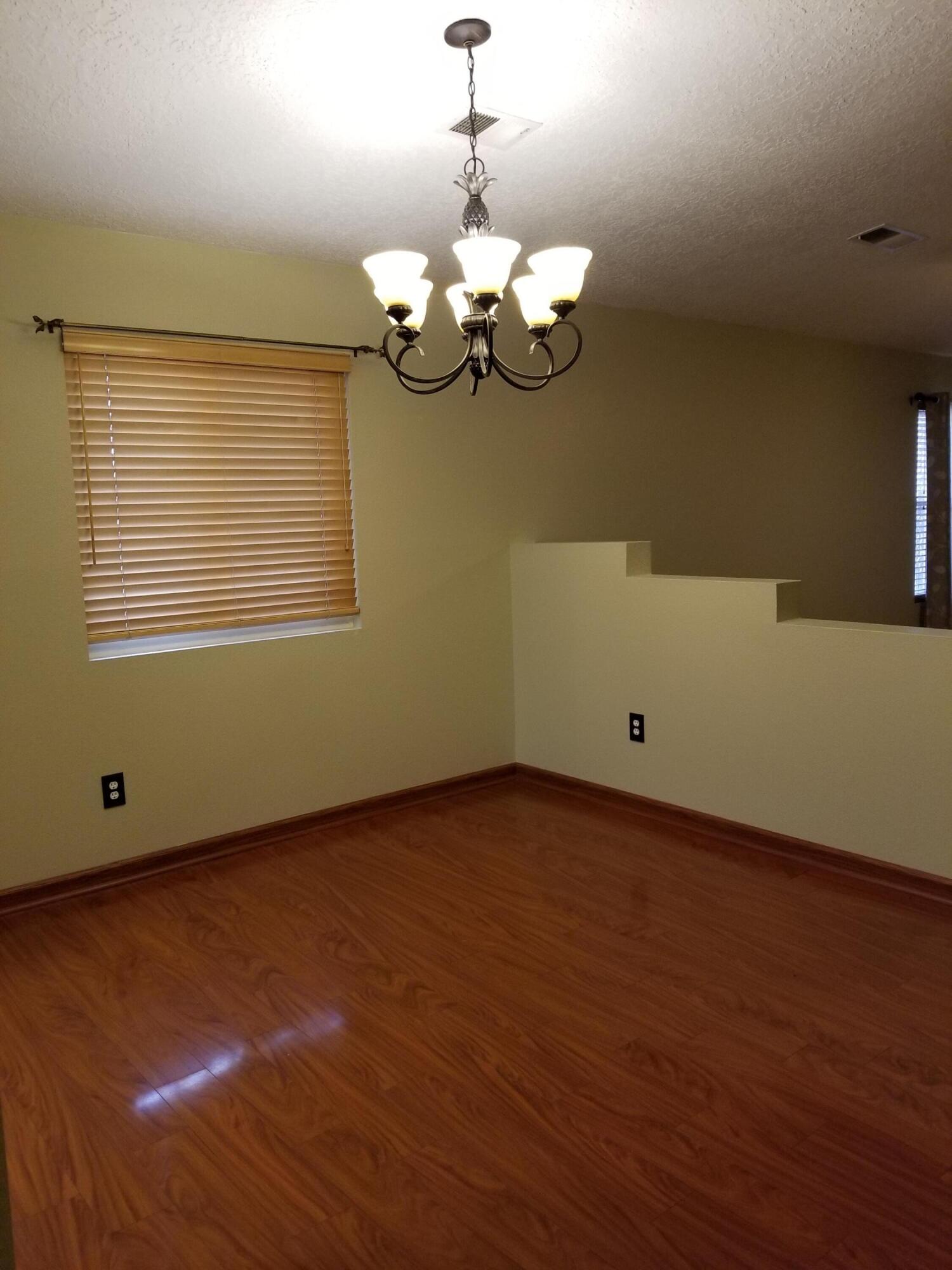 Photo 11 — 10605 Monte Bello Court NW