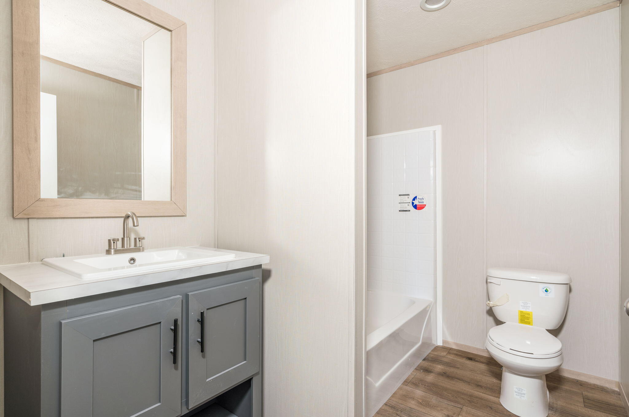 Photo 17 — 45 10th Avenue NE