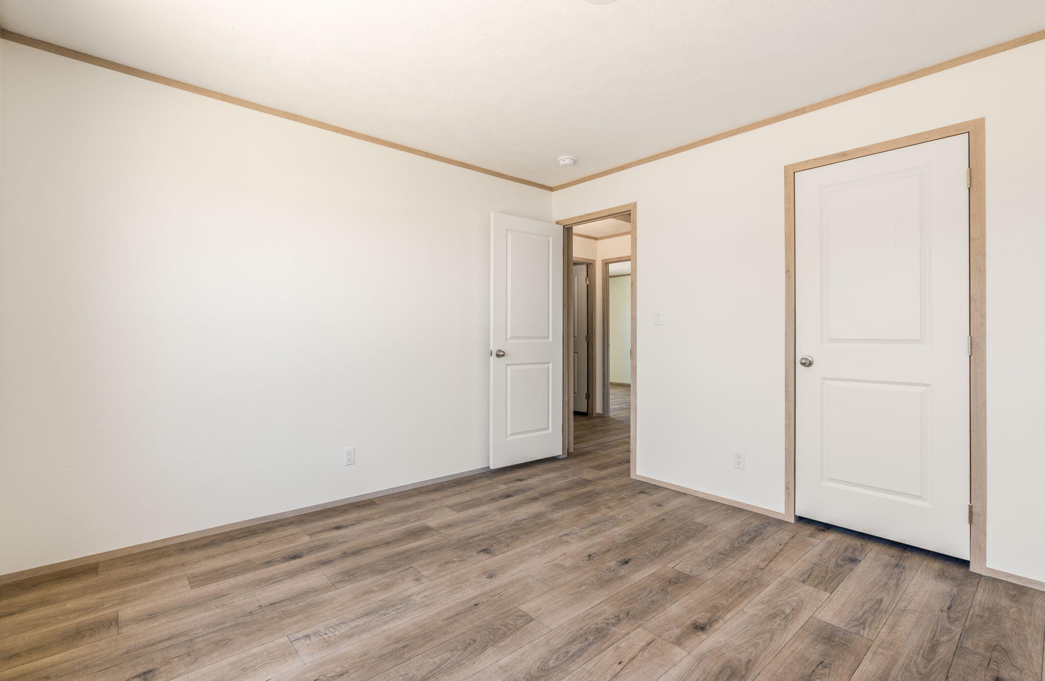 Photo 13 — 45 10th Avenue NE