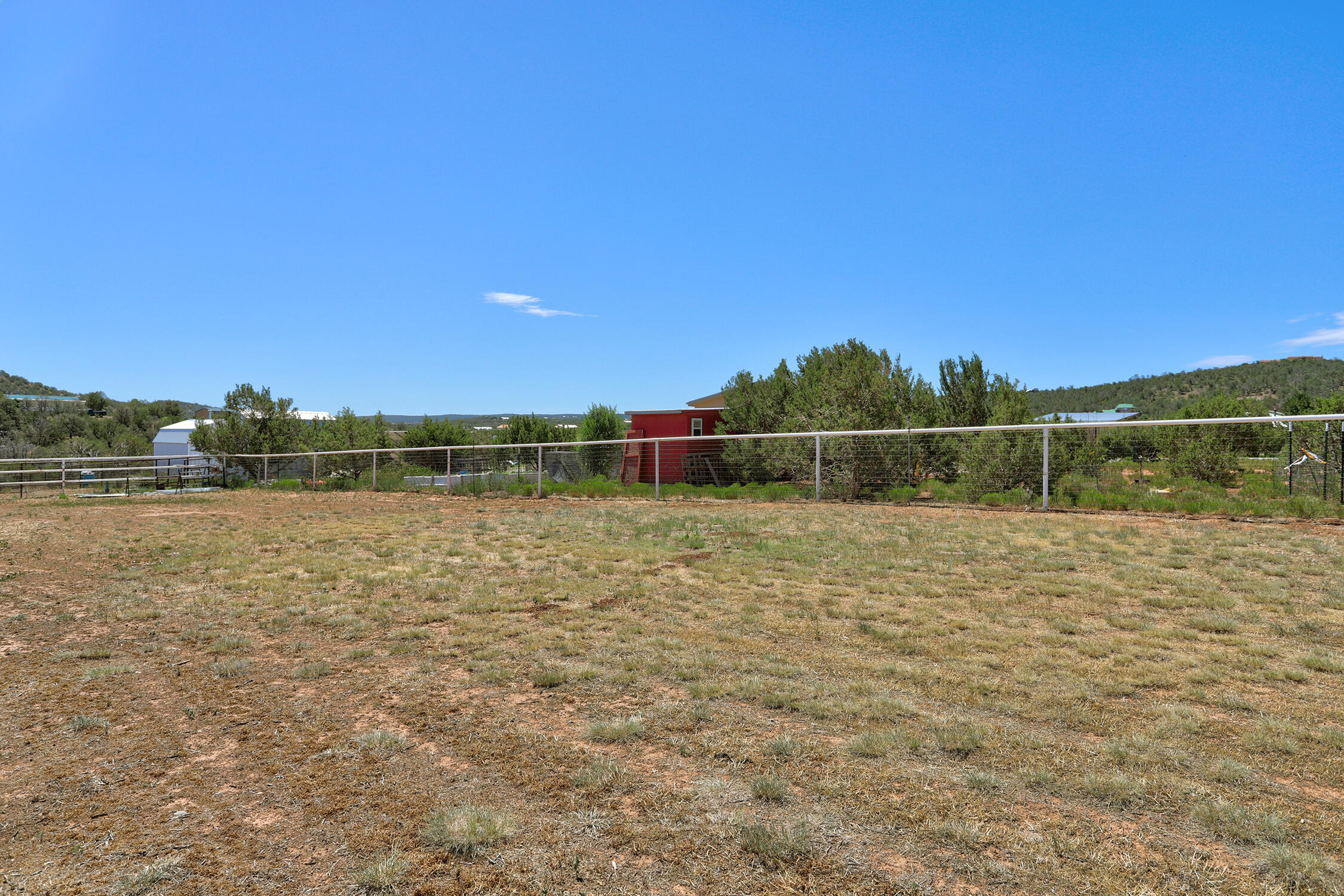Photo 3 — 16 Stagecoach Junction Road