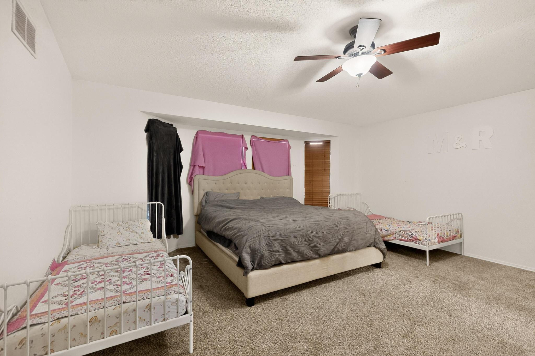 Photo 11 — 1034 Wagon Trail Street SW