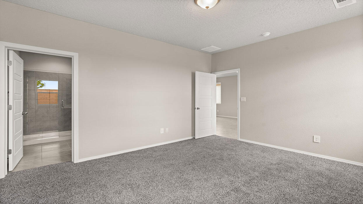 Photo 5 — 4 El Nido Court SW