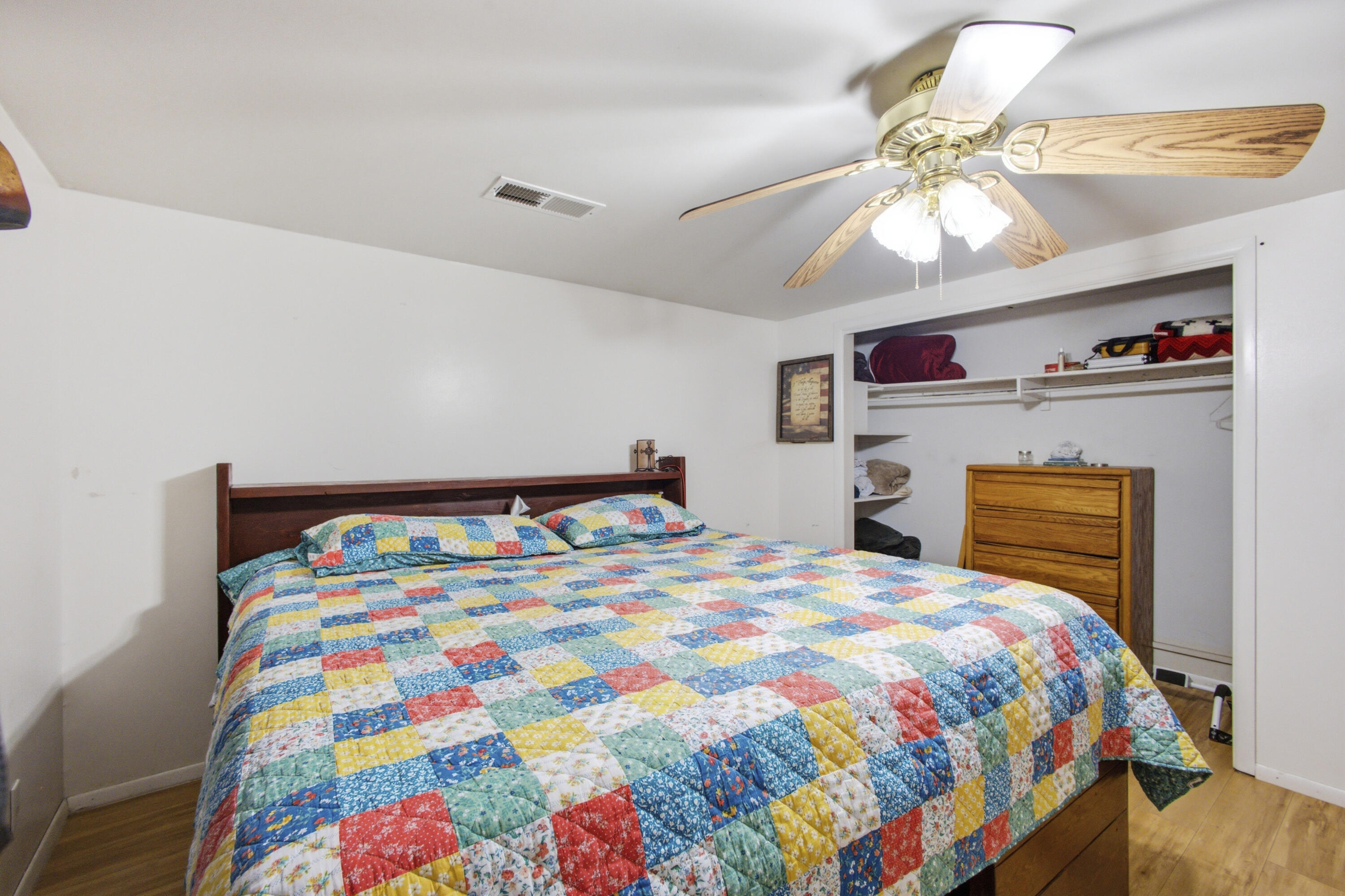 Photo 13 — 124 N Pershing Street