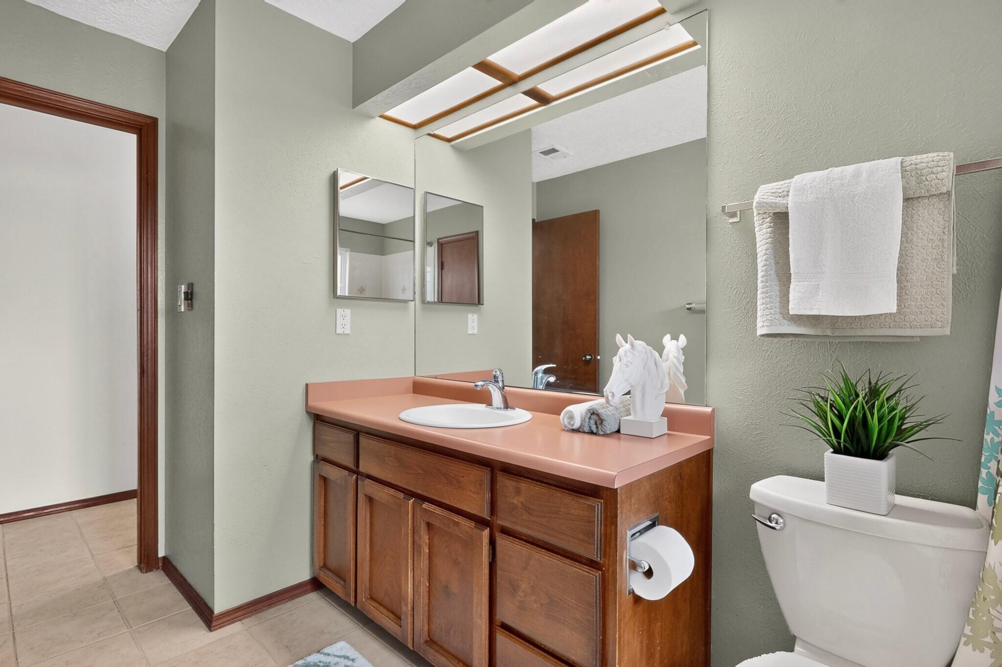 Photo 5 — 5815 Painted Pony Drive NW