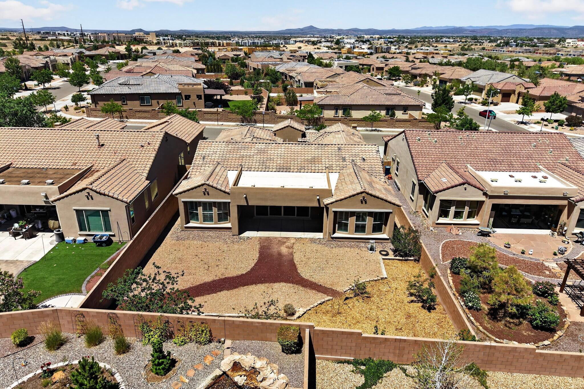 Photo 3 — 4707 Lluvia Encantada
