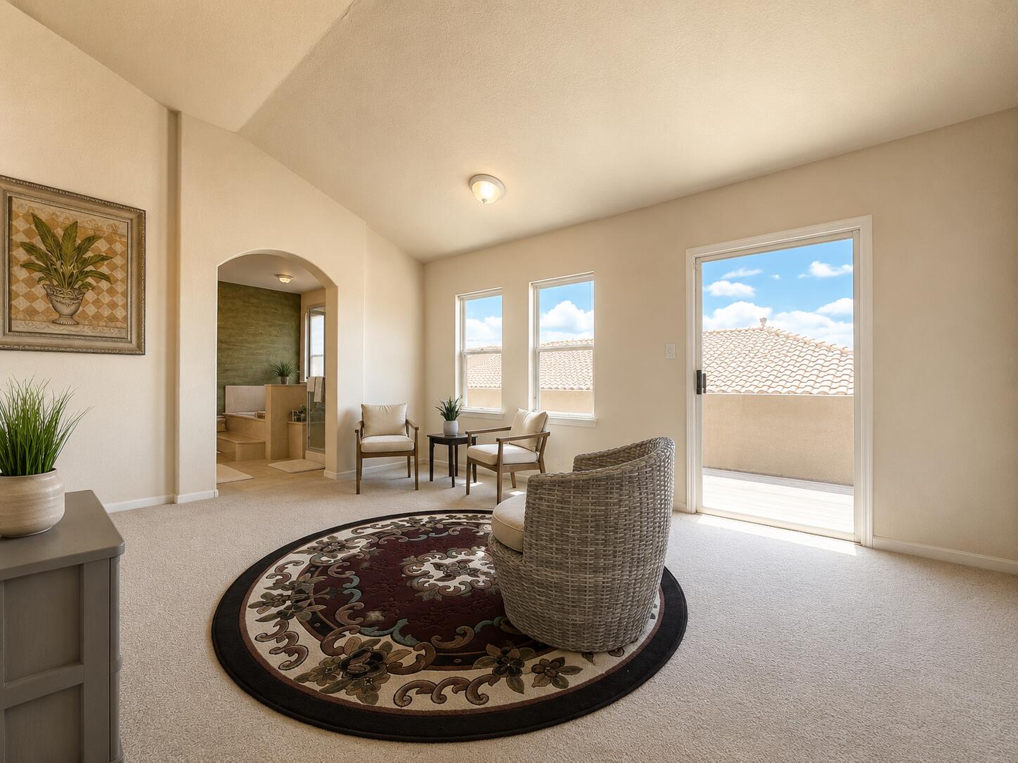 Photo 8 — 10400 Ridgecircle Drive NW