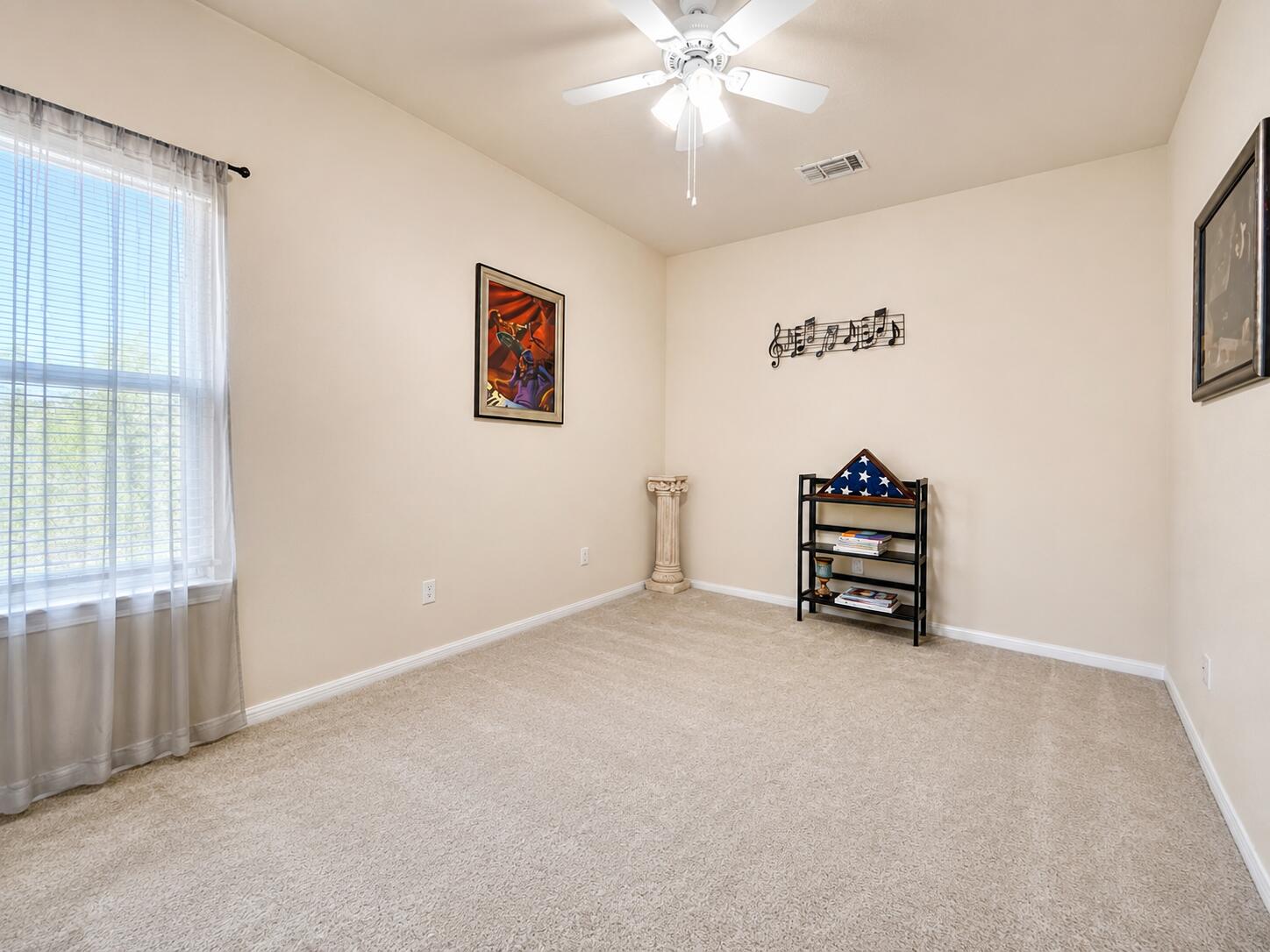 Photo 18 — 10400 Ridgecircle Drive NW