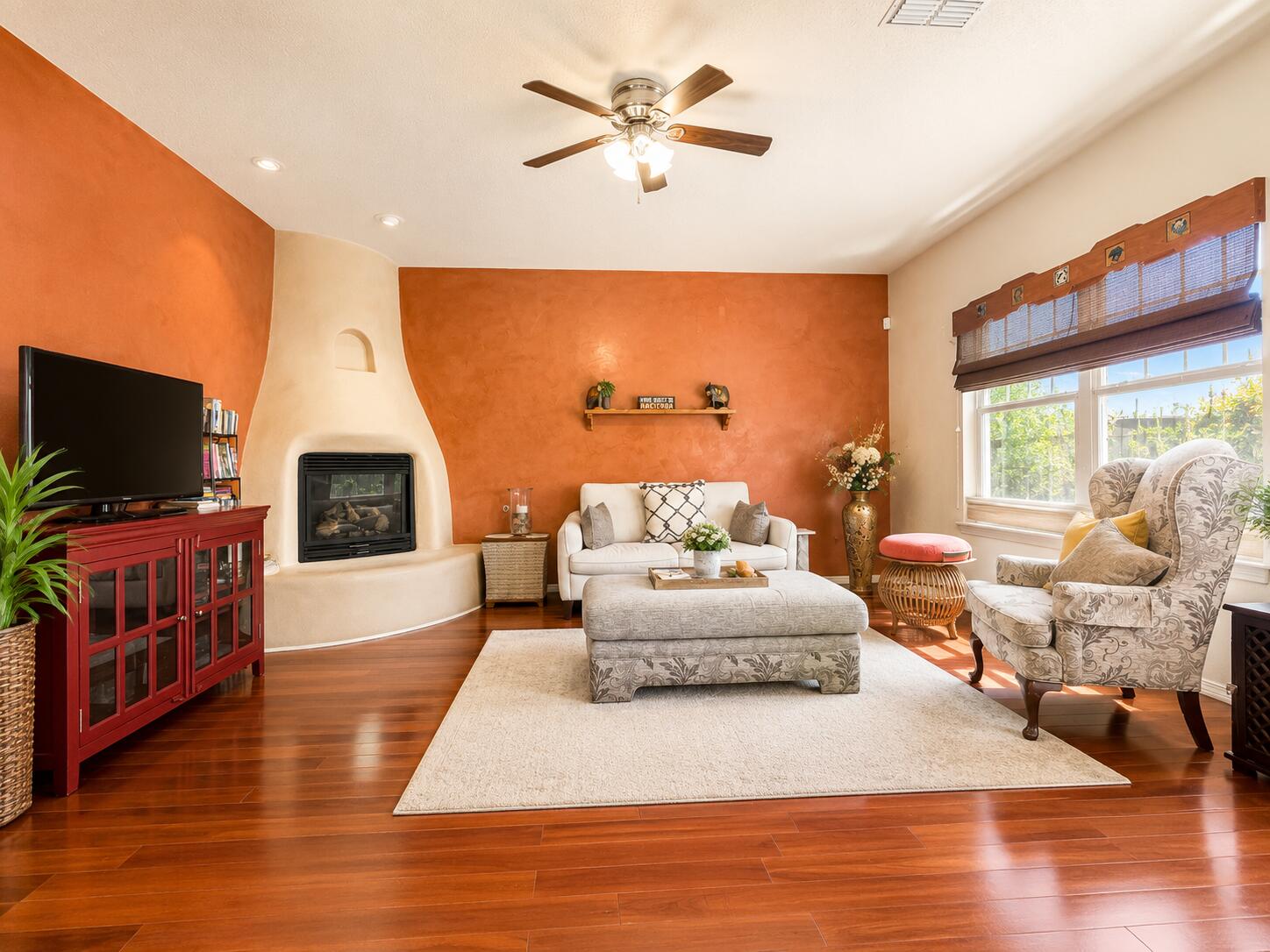 Photo 19 — 10400 Ridgecircle Drive NW