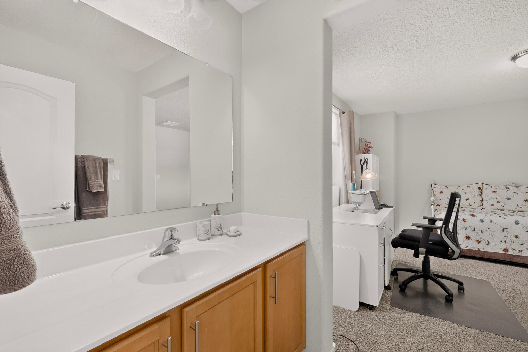 Photo 8 — 6708 Borde Abierto Street NW