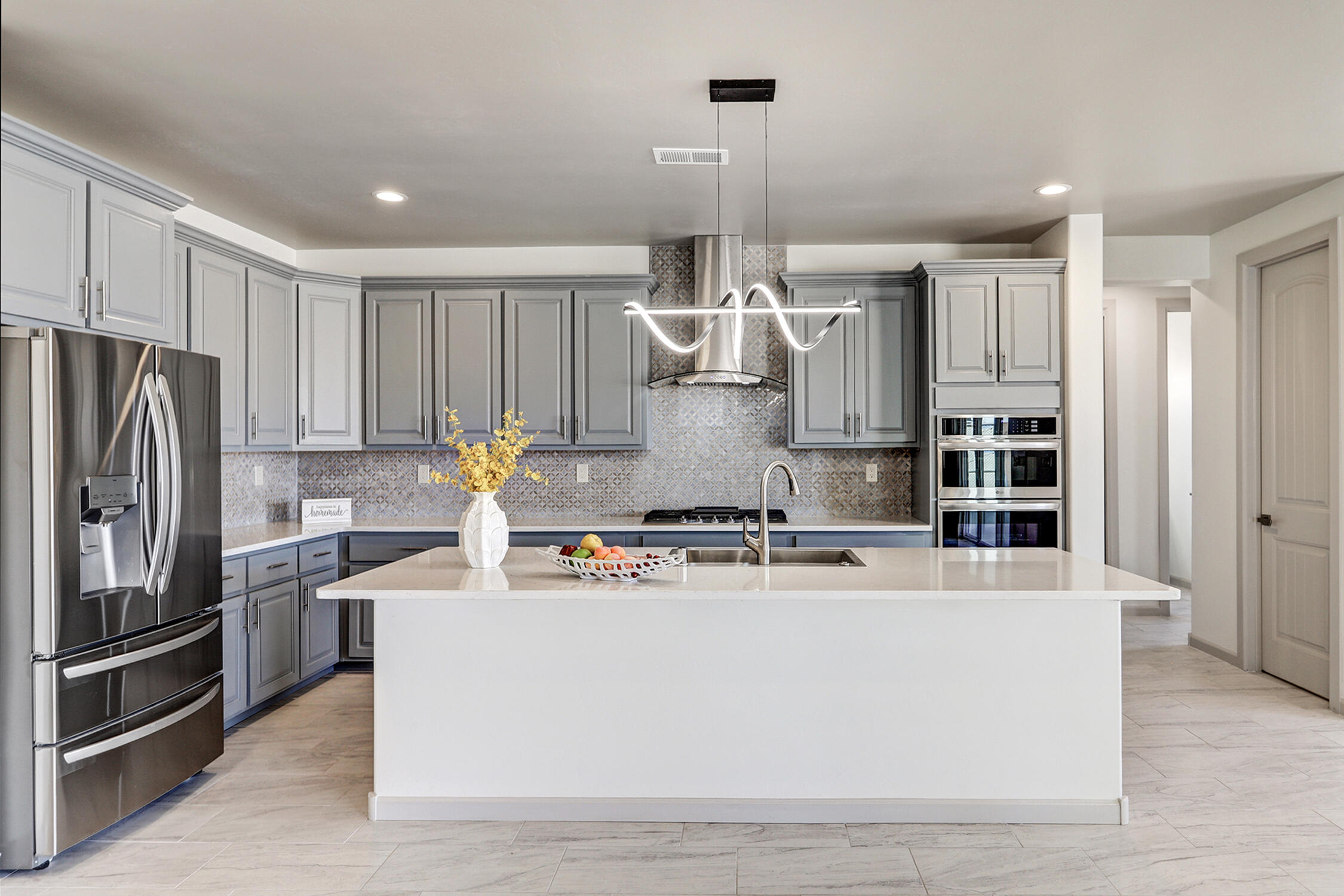 505 12th Avenue SE, Rio Rancho, NM 87124