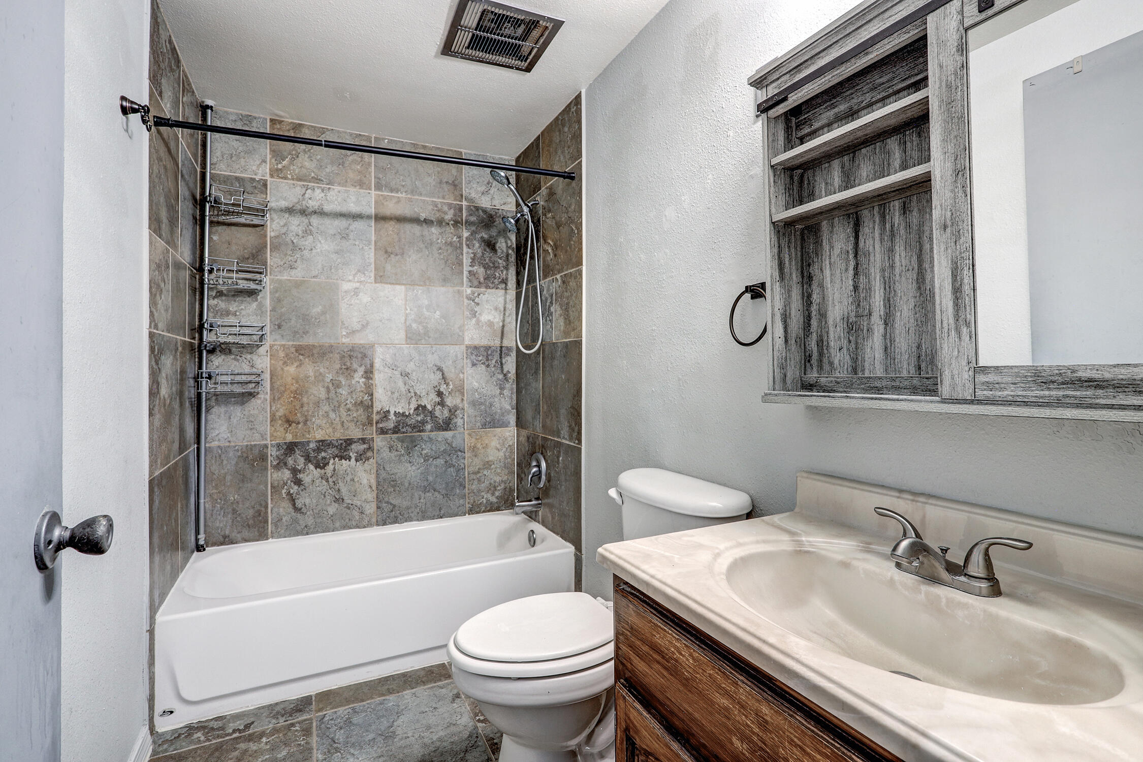 Photo 17 — 1520 55th Street NW