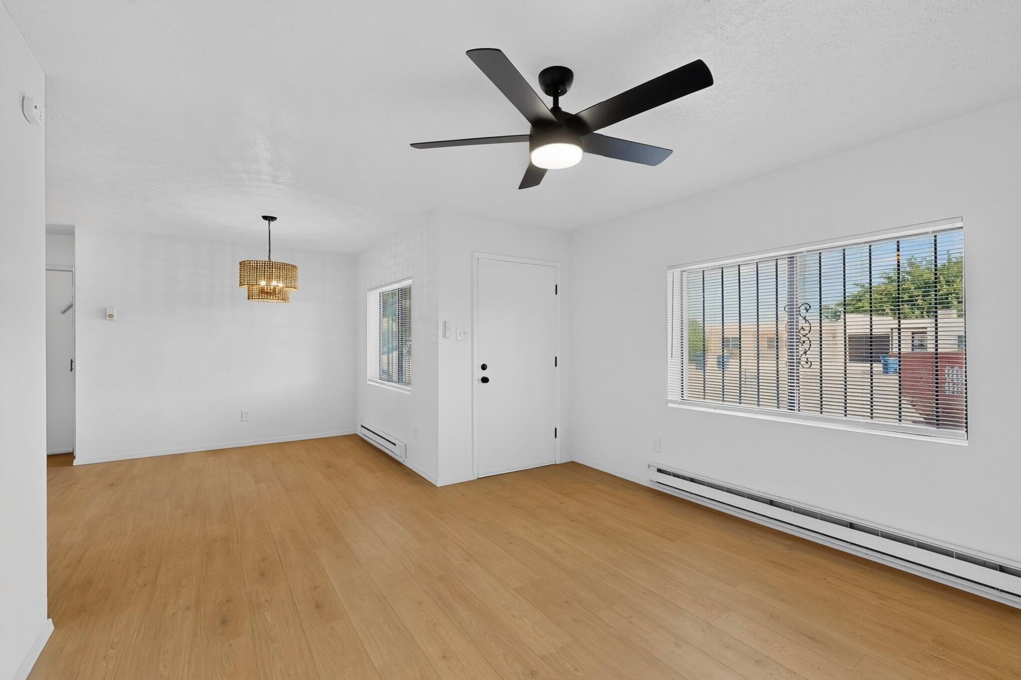 Photo 4 — 5000 Orion Avenue NW