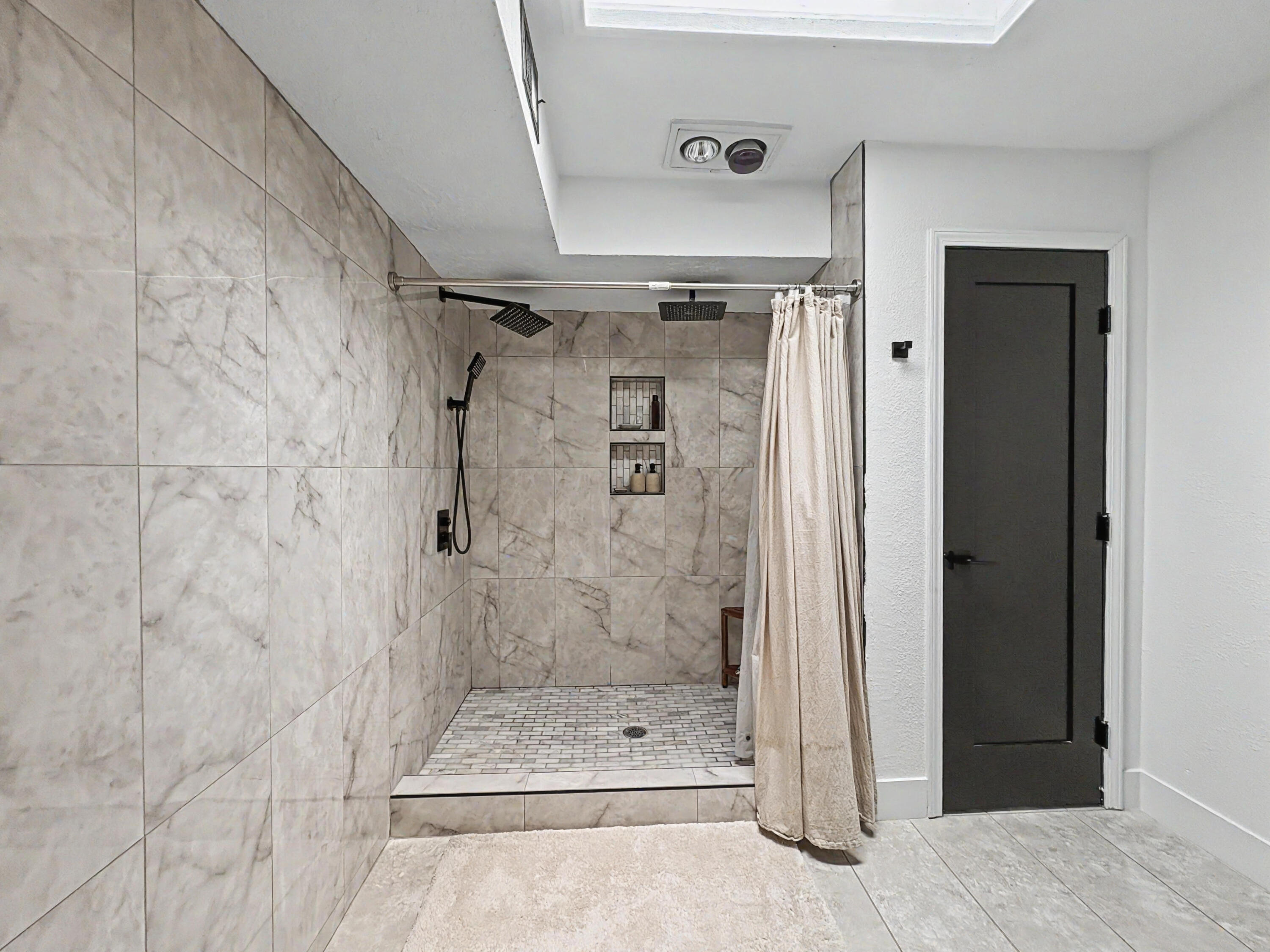 Photo 14 — 9608 Merion Circle NE