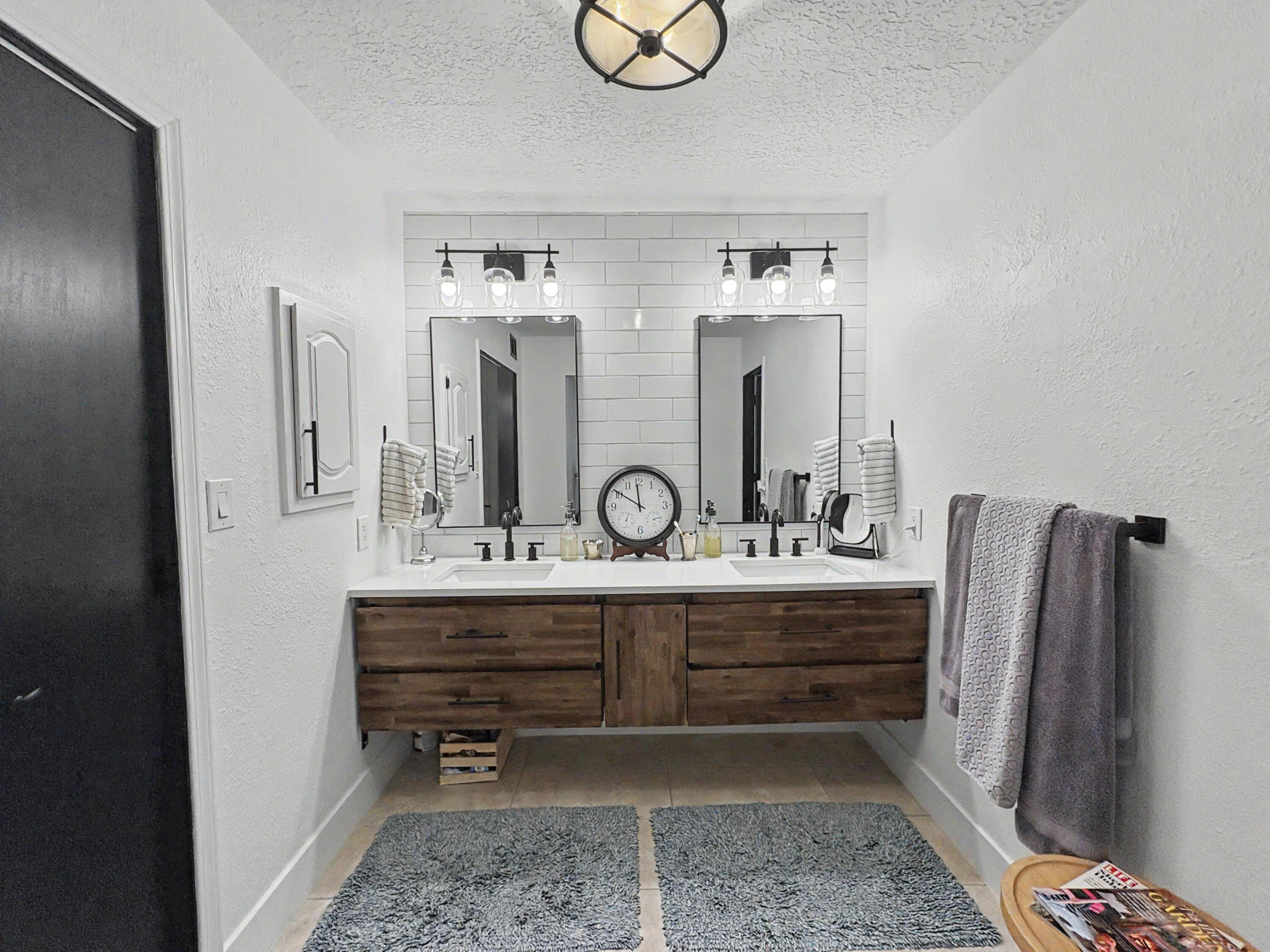 Photo 16 — 9608 Merion Circle NE