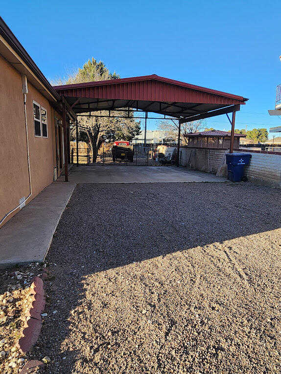 Photo 4 — 624 Newberry Road