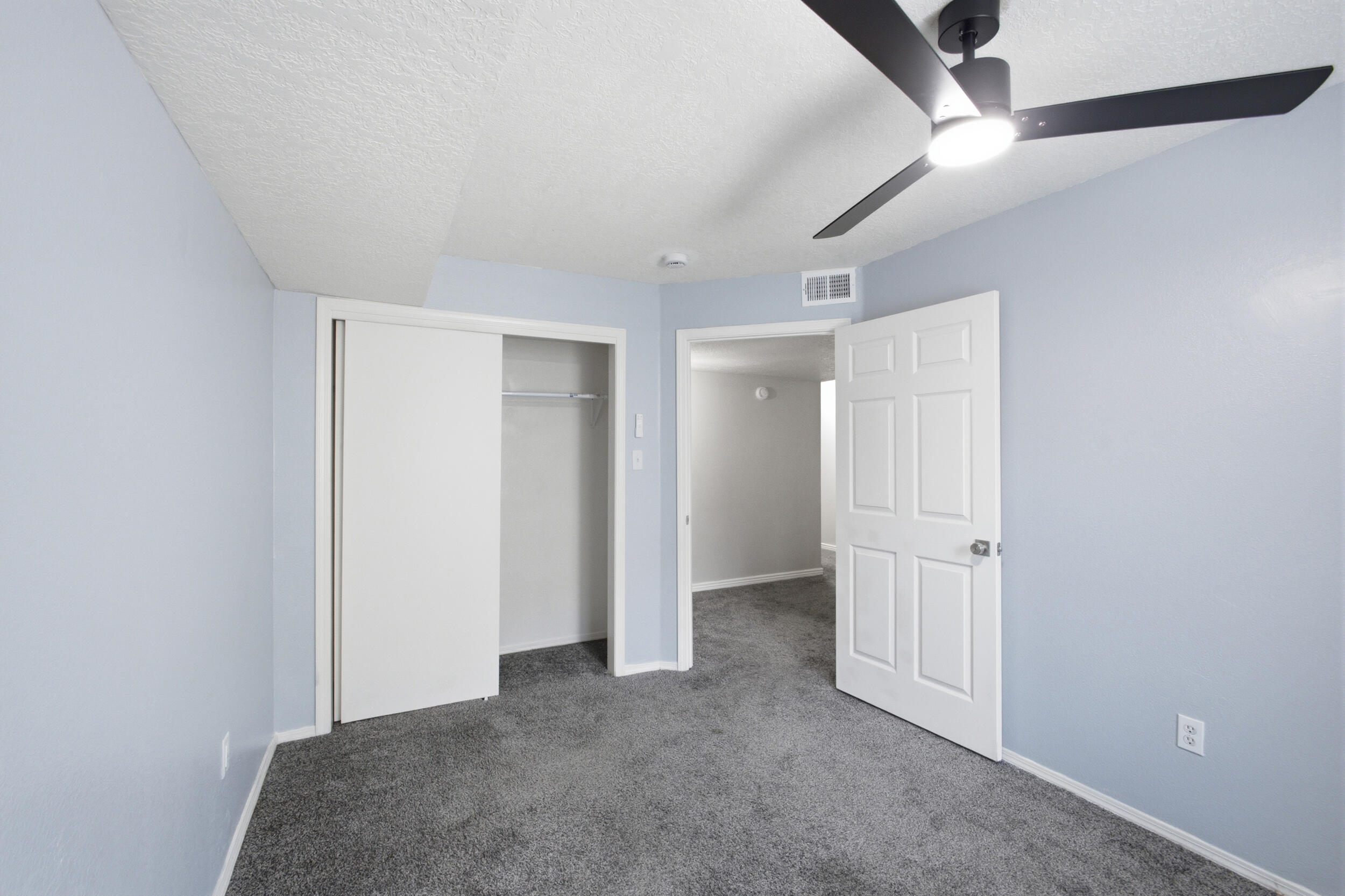 Photo 16 — 11024 Miravista Place SE