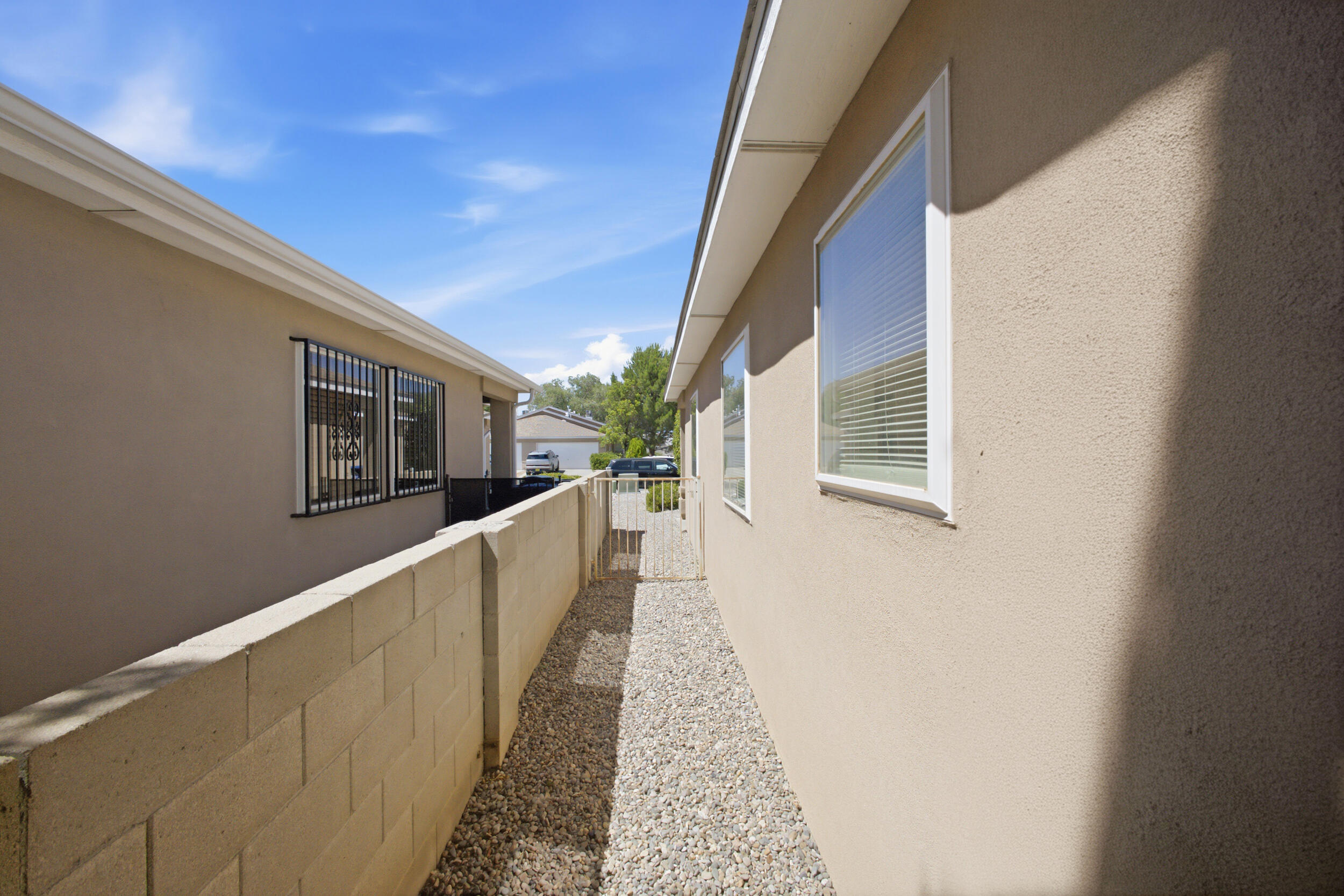 Photo 3 — 11024 Miravista Place SE