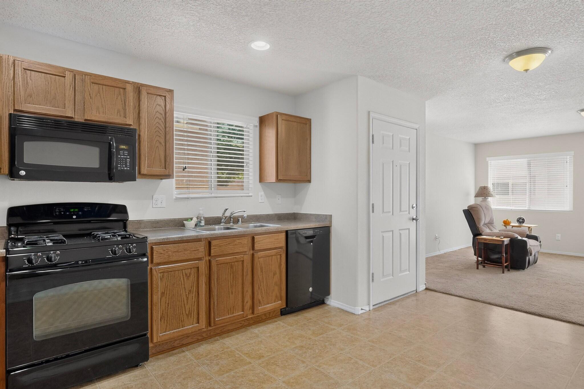 Photo 17 — 2470 Corvara Drive SE
