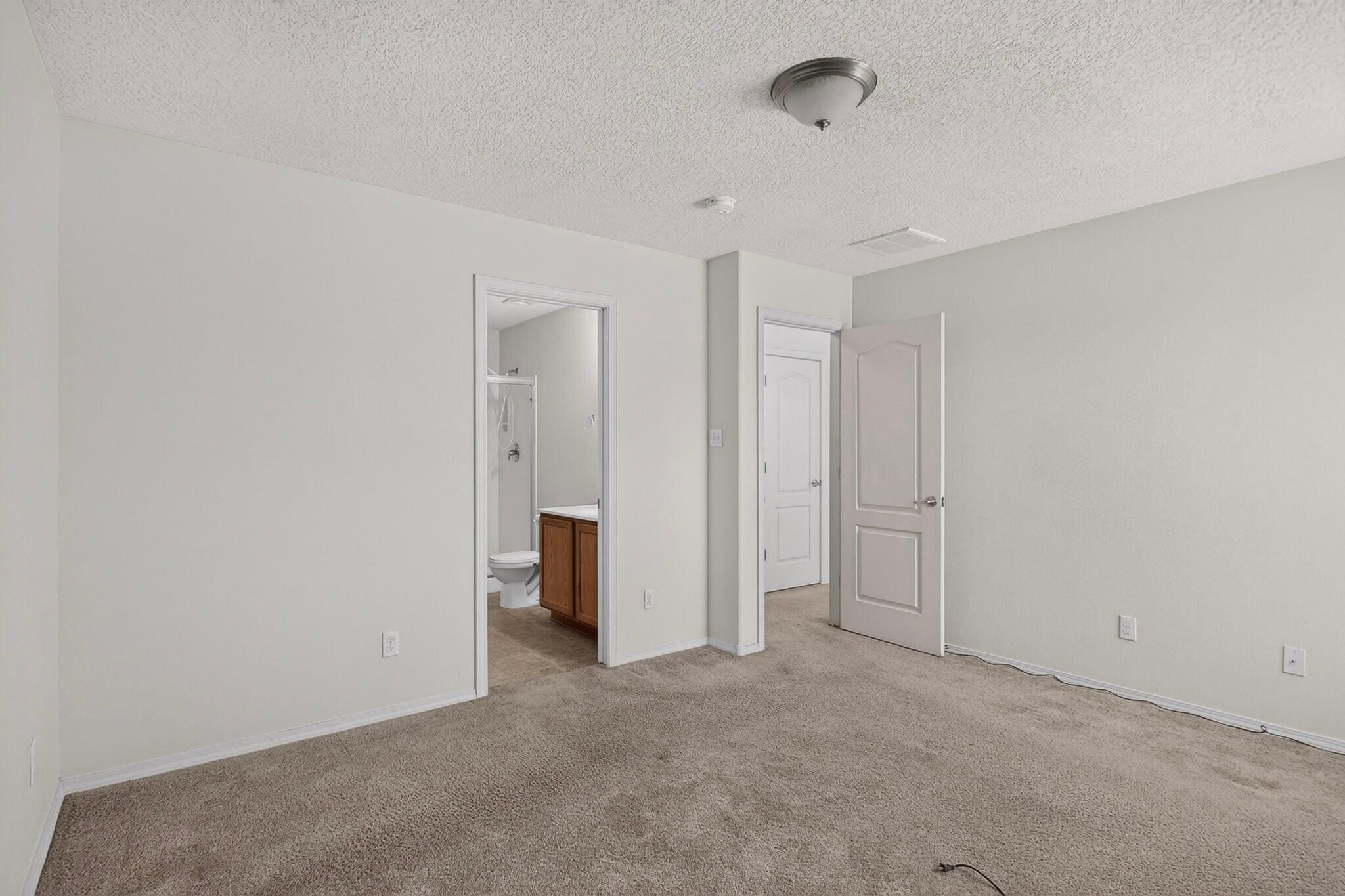 Photo 12 — 2470 Corvara Drive SE