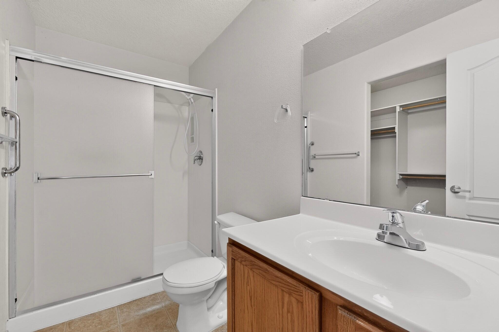 Photo 11 — 2470 Corvara Drive SE