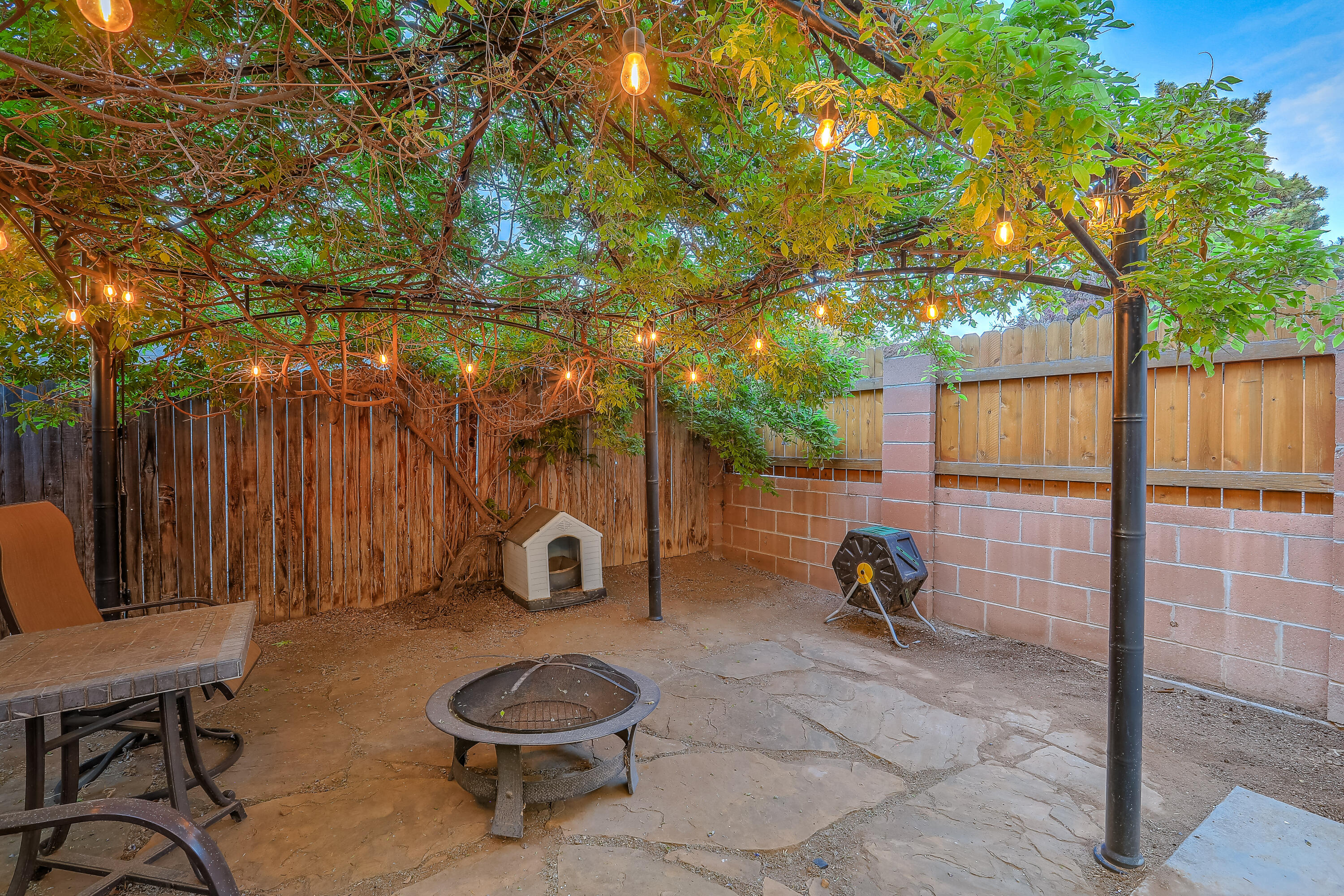 Photo 5 — 4211 Pitt Street NE #7