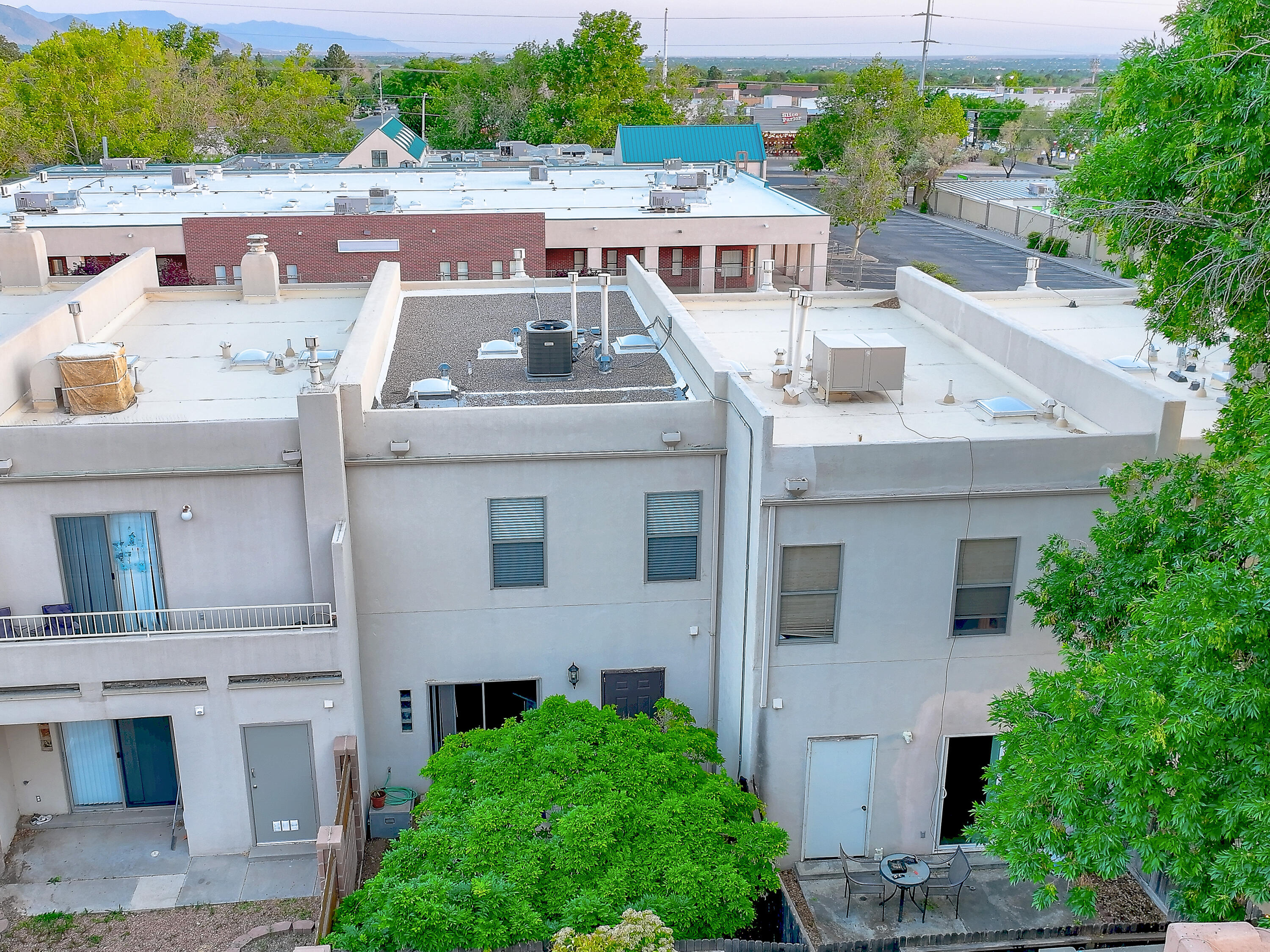 Photo 2 — 4211 Pitt Street NE #7
