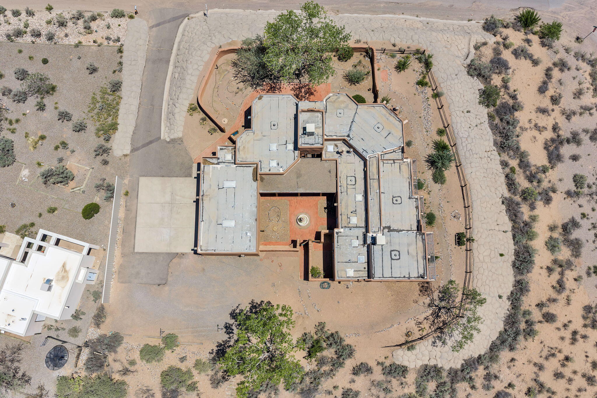 Photo 5 — 1201 Chihuahua Road NE