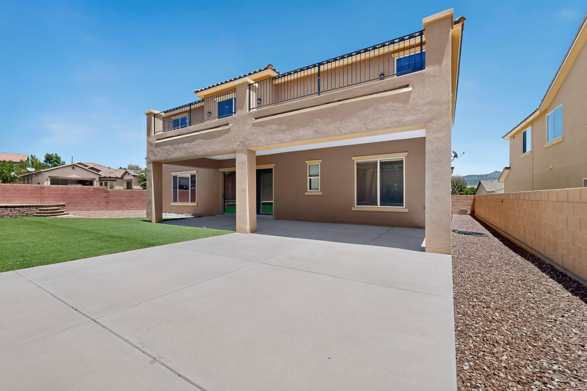 Photo 5 — 45 Vista Hermosa Place NE