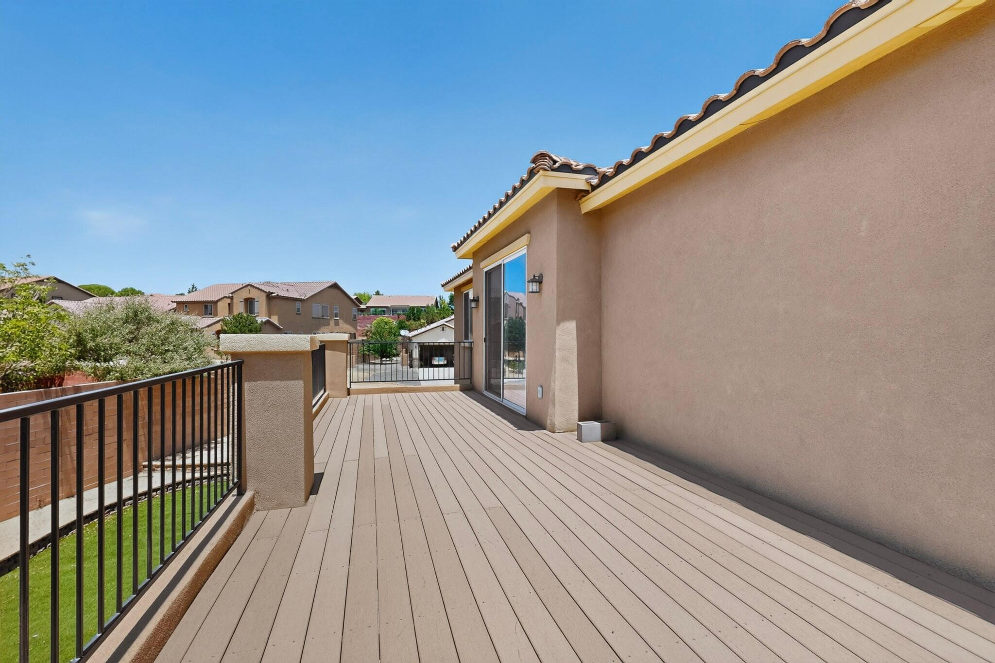 Photo 14 — 45 Vista Hermosa Place NE
