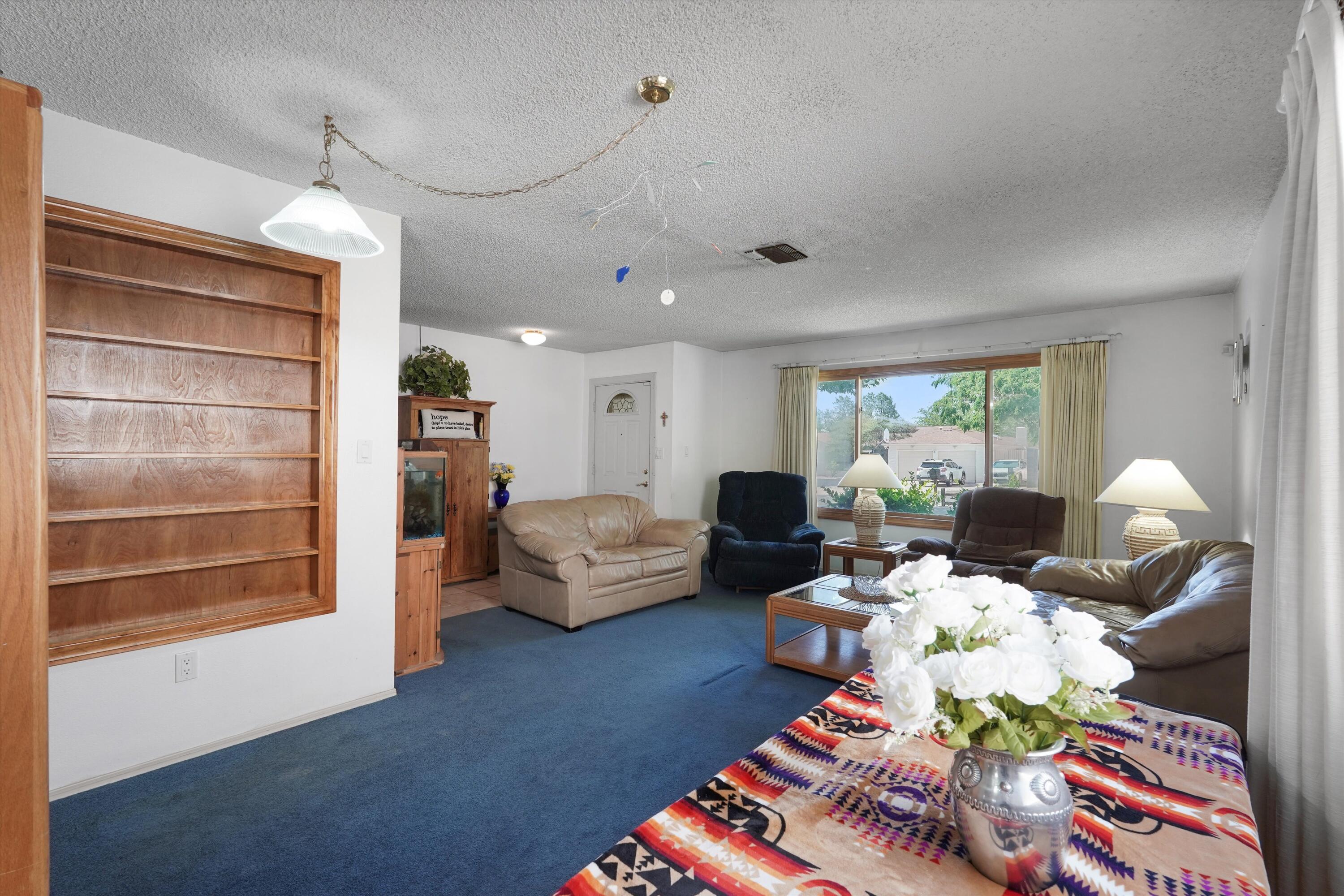 Photo 10 — 6908 Luella Anne Drive NE