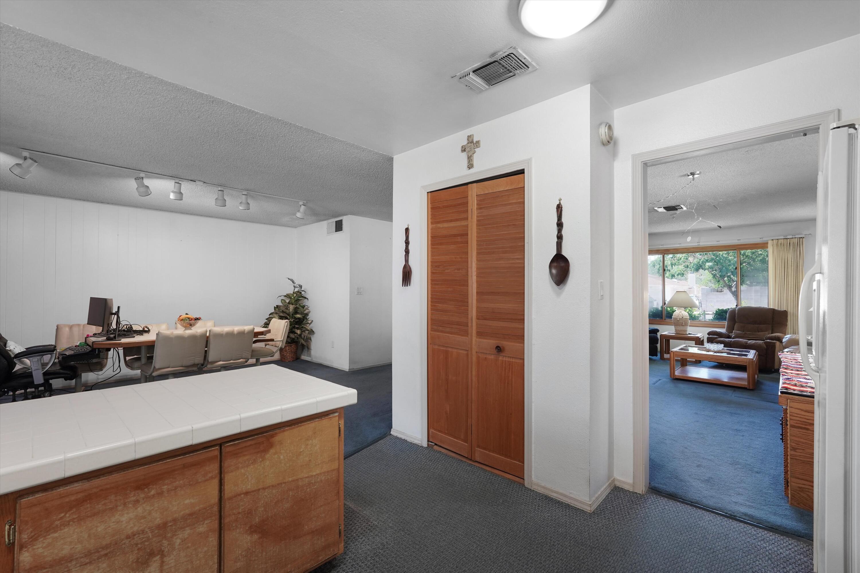 Photo 13 — 6908 Luella Anne Drive NE