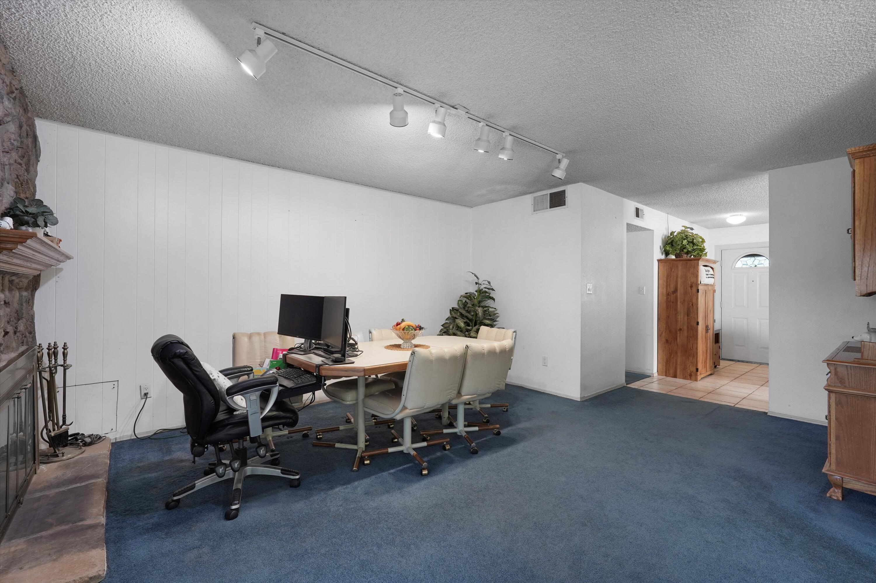 Photo 16 — 6908 Luella Anne Drive NE