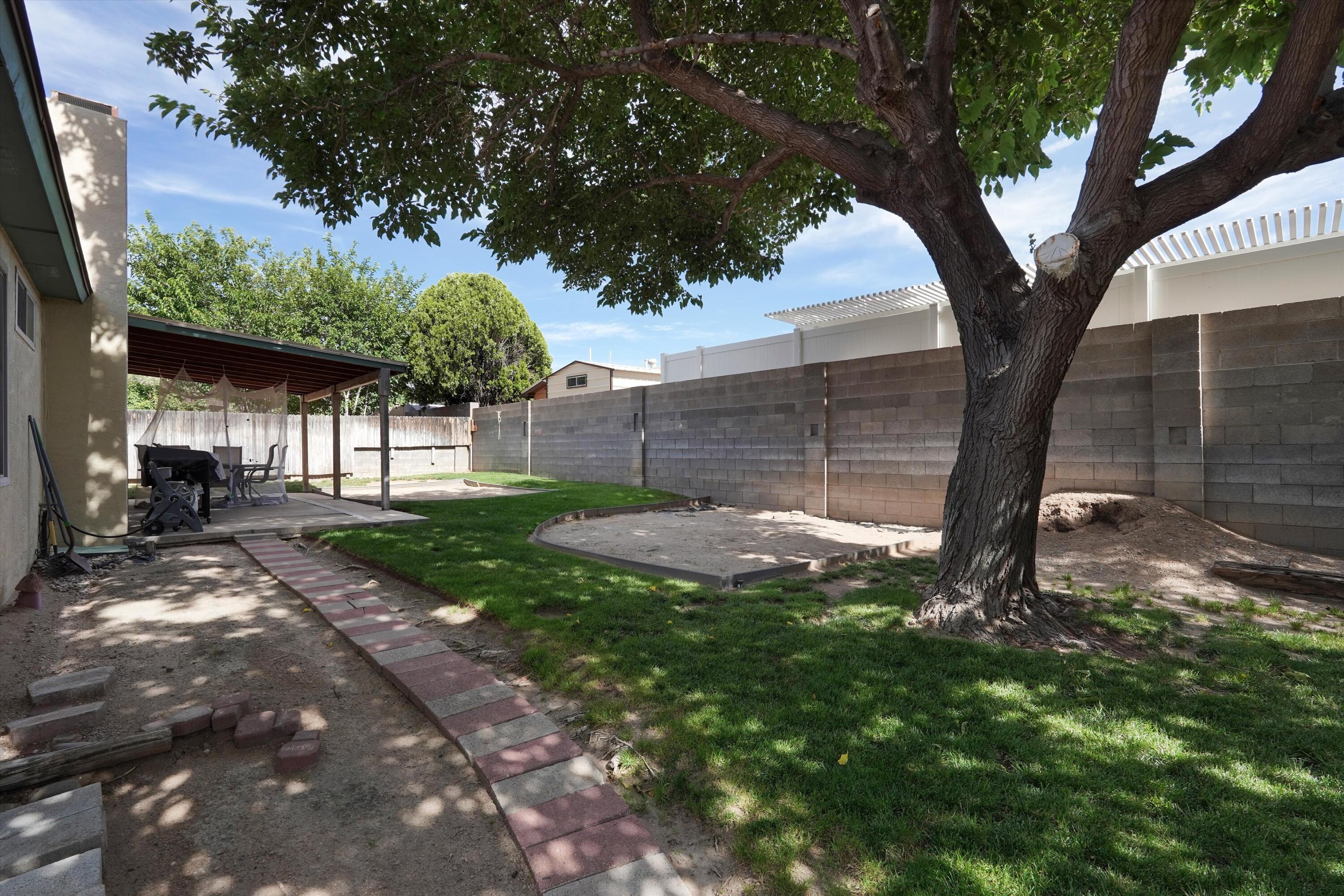 Photo 5 — 6908 Luella Anne Drive NE
