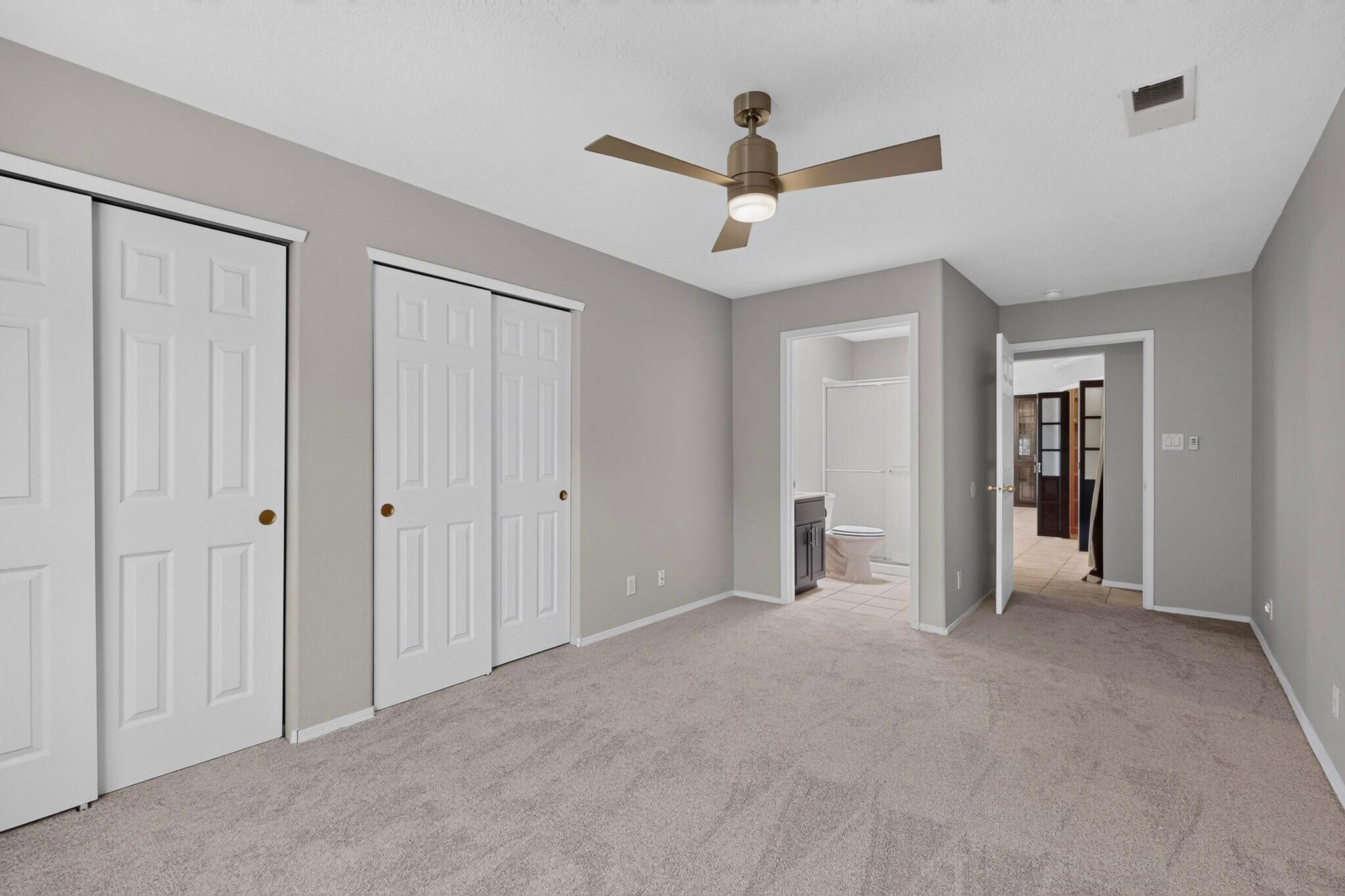 Photo 16 — 212 Manzano Street NE A
