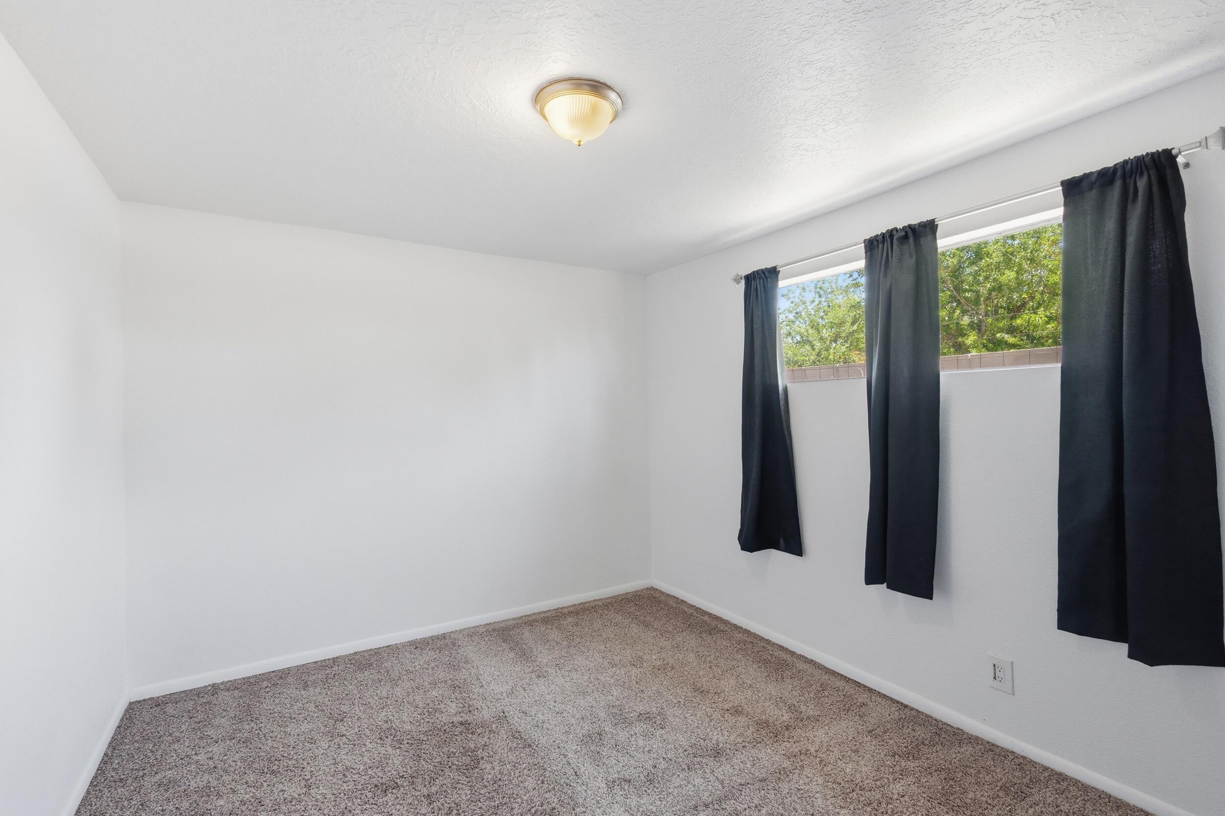Photo 11 — 1609 Lundy Lane SW