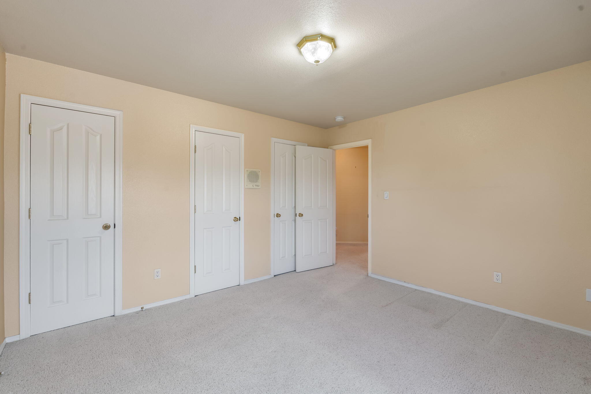 Photo 13 — 7008 Santa Marisa Street NE
