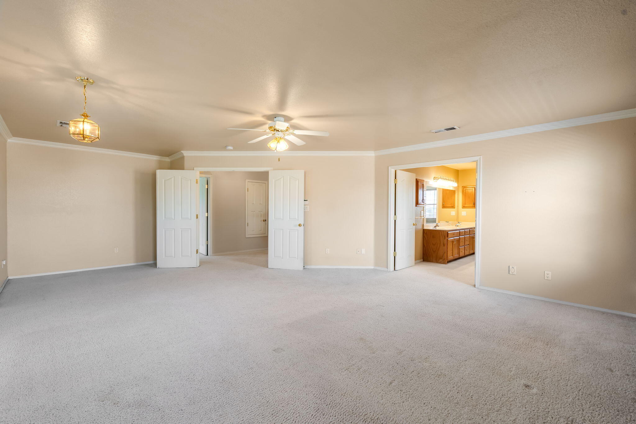 Photo 17 — 7008 Santa Marisa Street NE