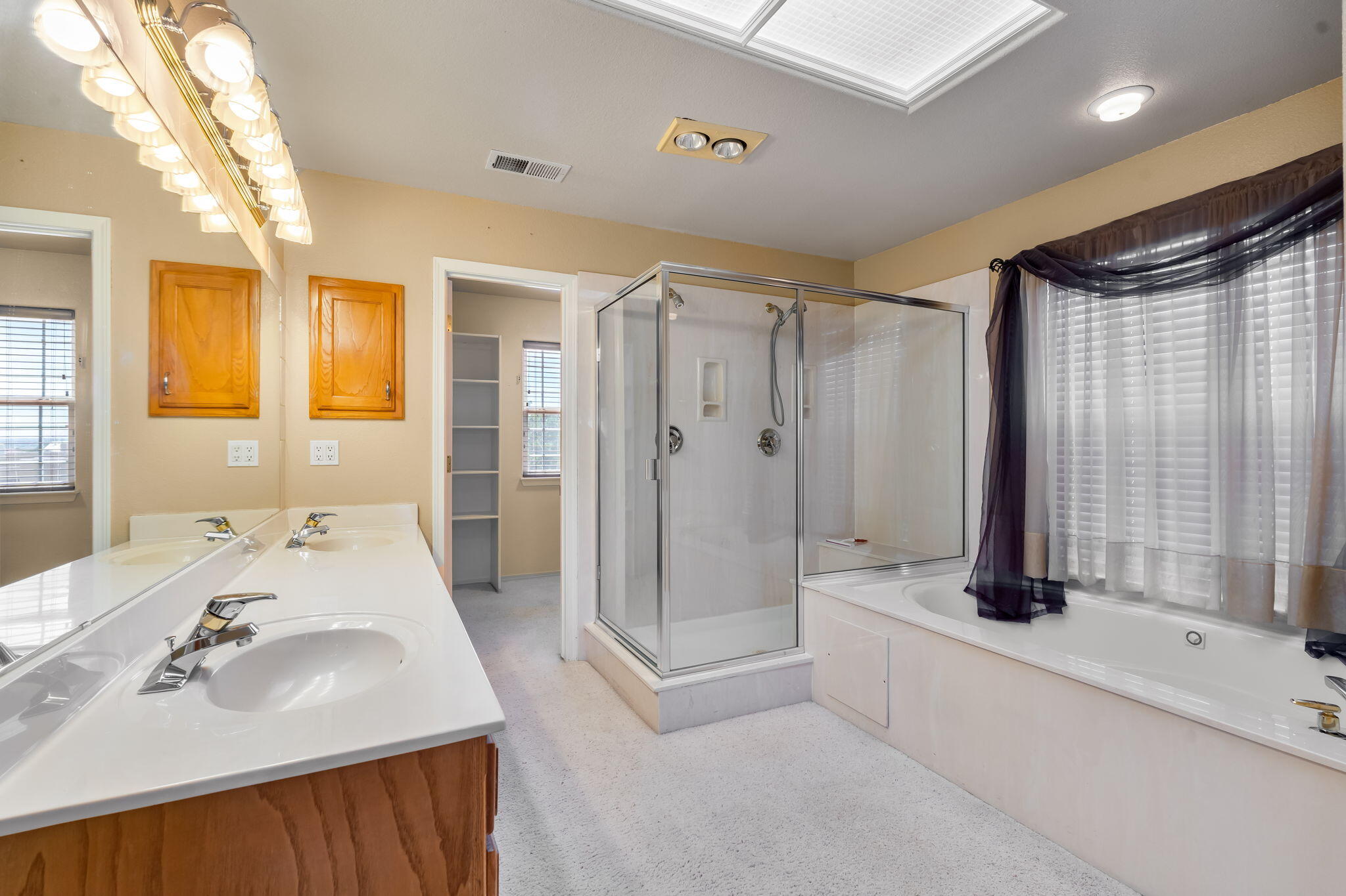 Photo 18 — 7008 Santa Marisa Street NE