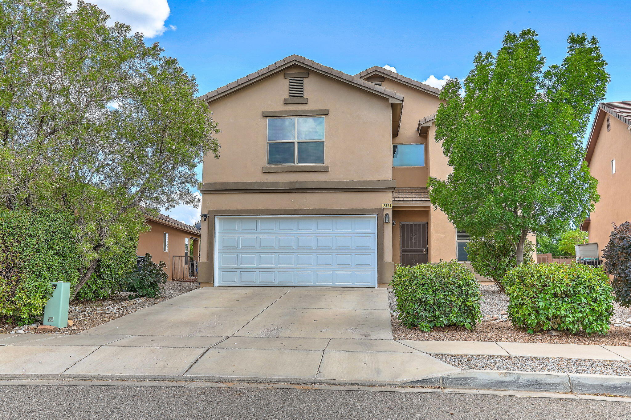 2831 Violeta Circle SE