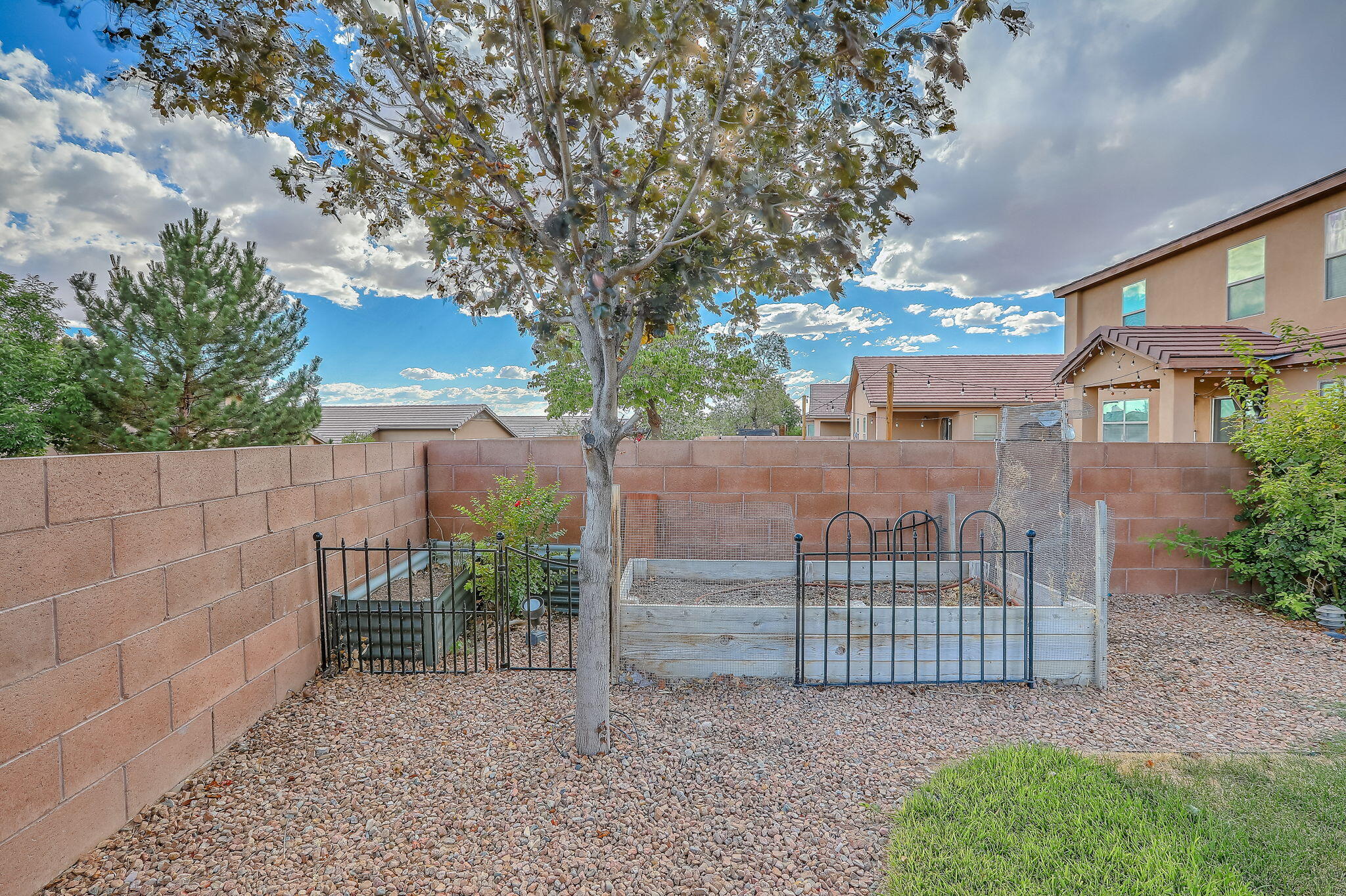 Photo 19 — 2831 Violeta Circle SE