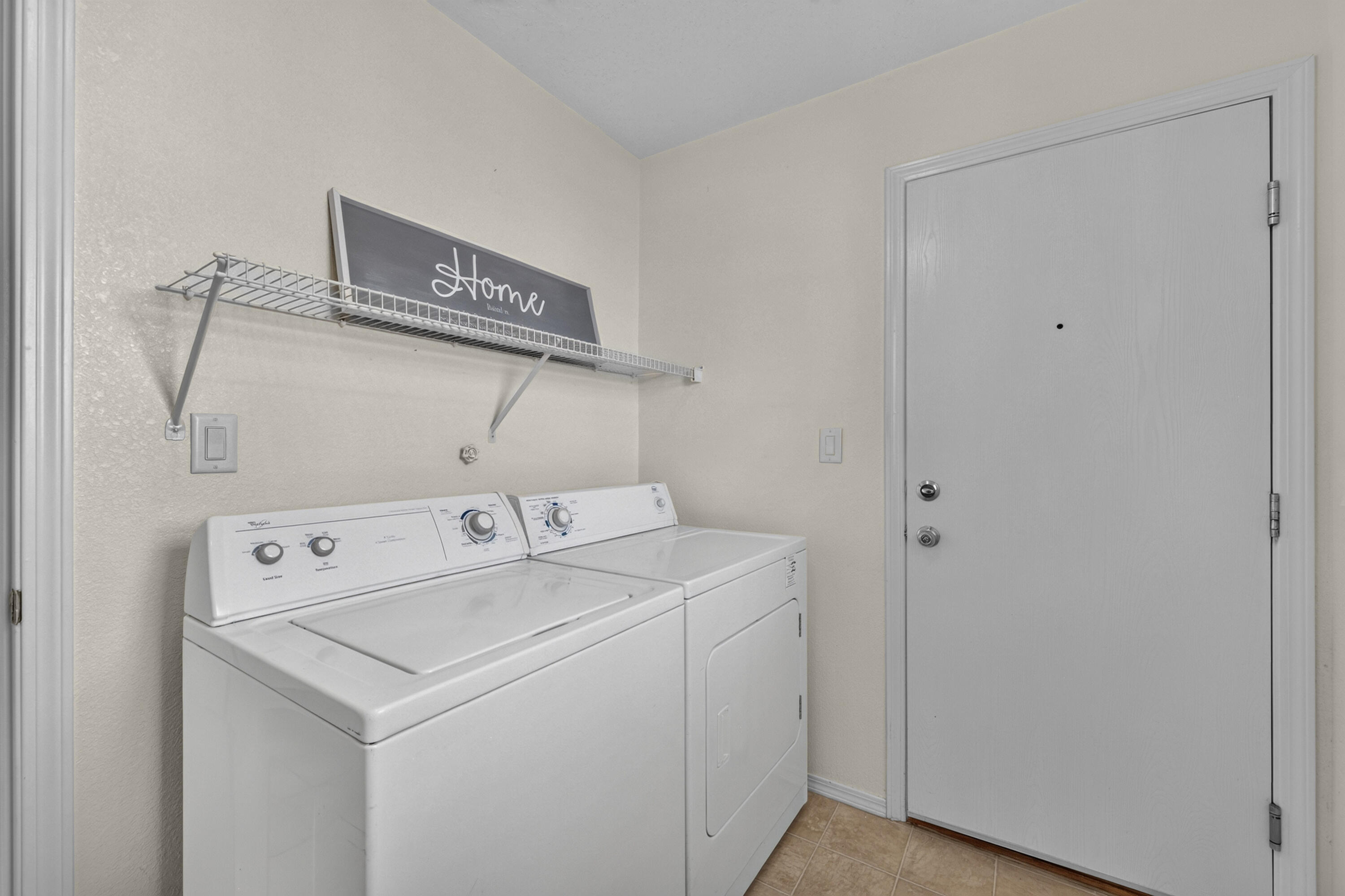 Photo 17 — 3137 Renaissance Loop SE