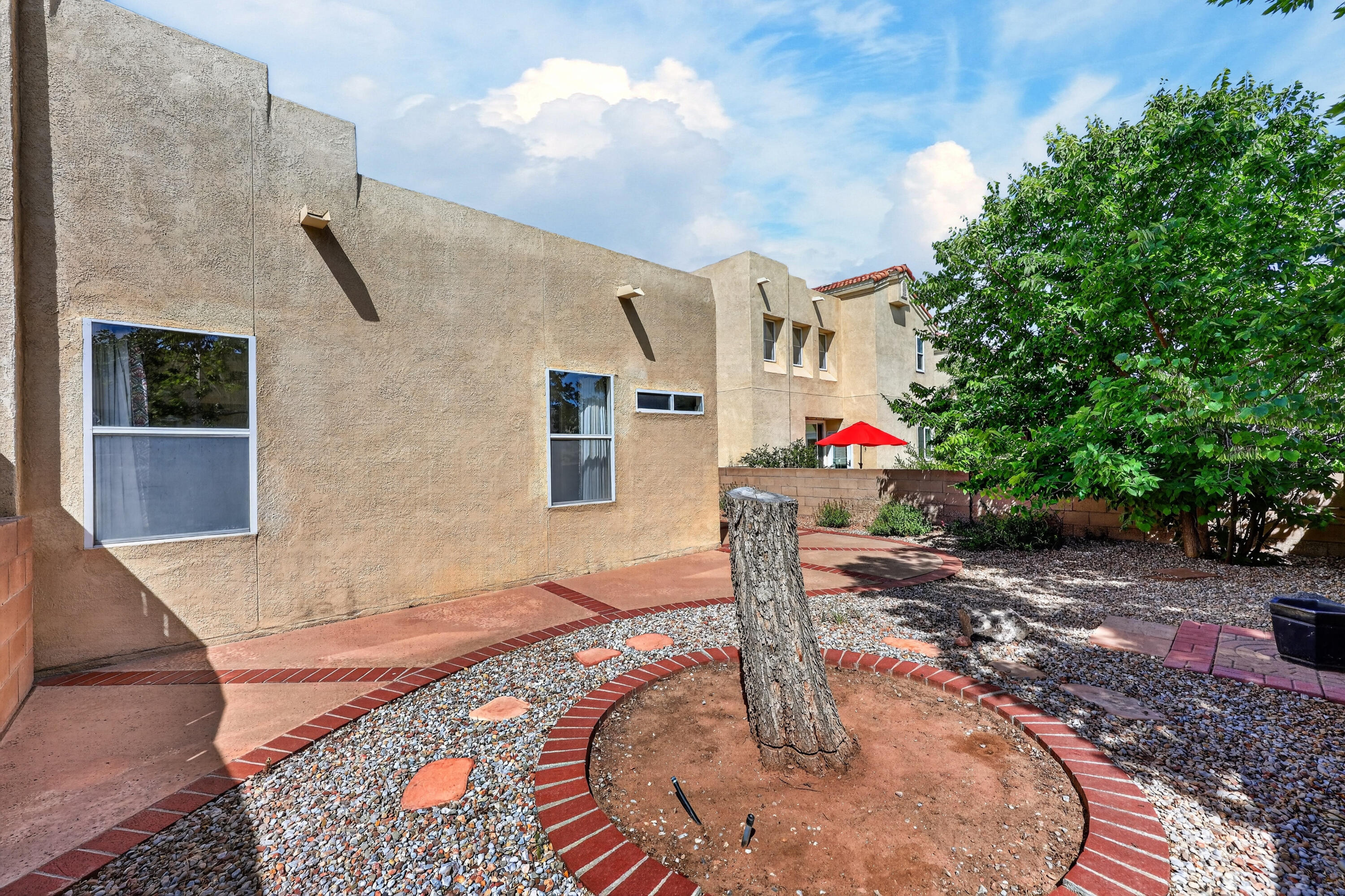 Photo 10 — 3137 Renaissance Loop SE