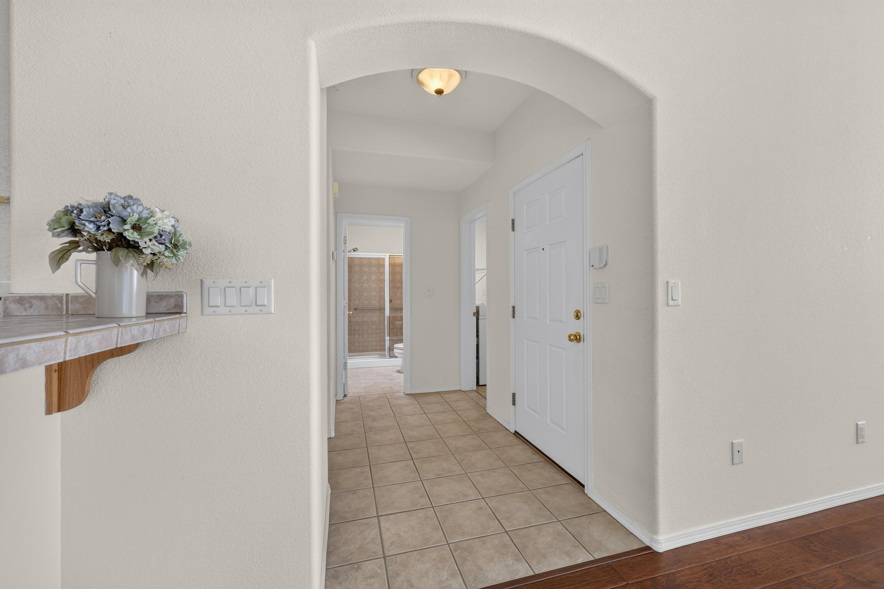Photo 5 — 3137 Renaissance Loop SE