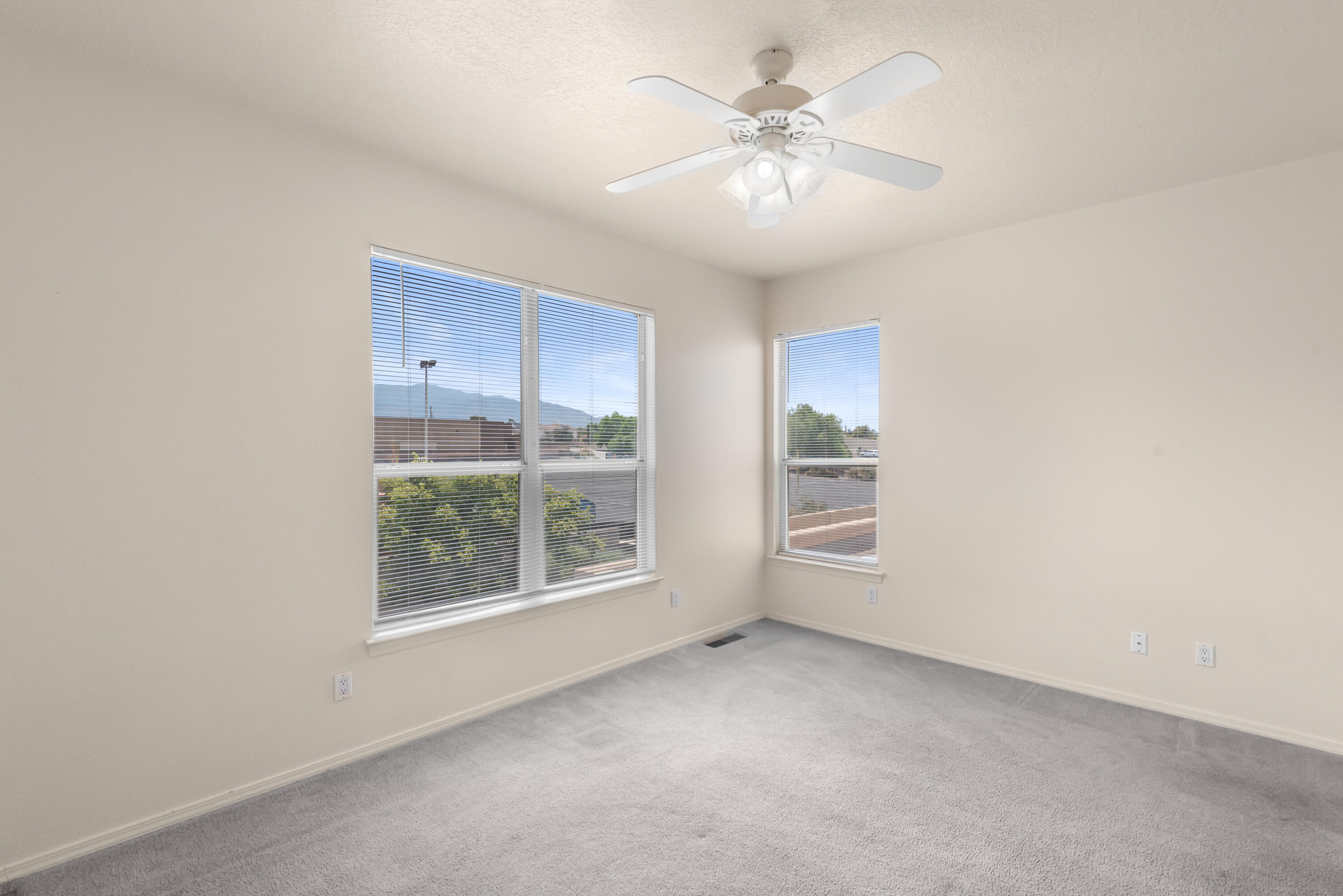 Photo 17 — 7604 La Mariposa Place NE