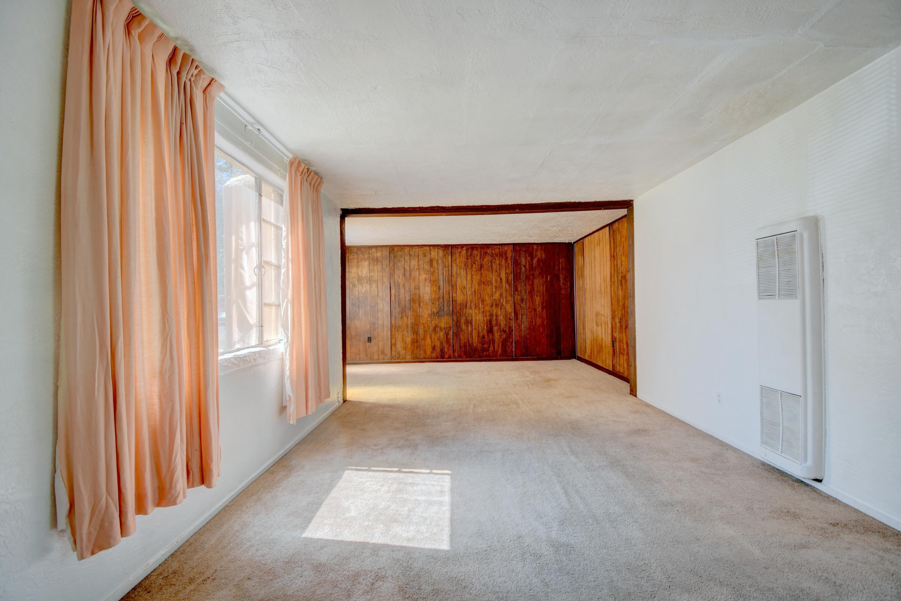 Photo 18 — 3401 Alvarado Drive NE