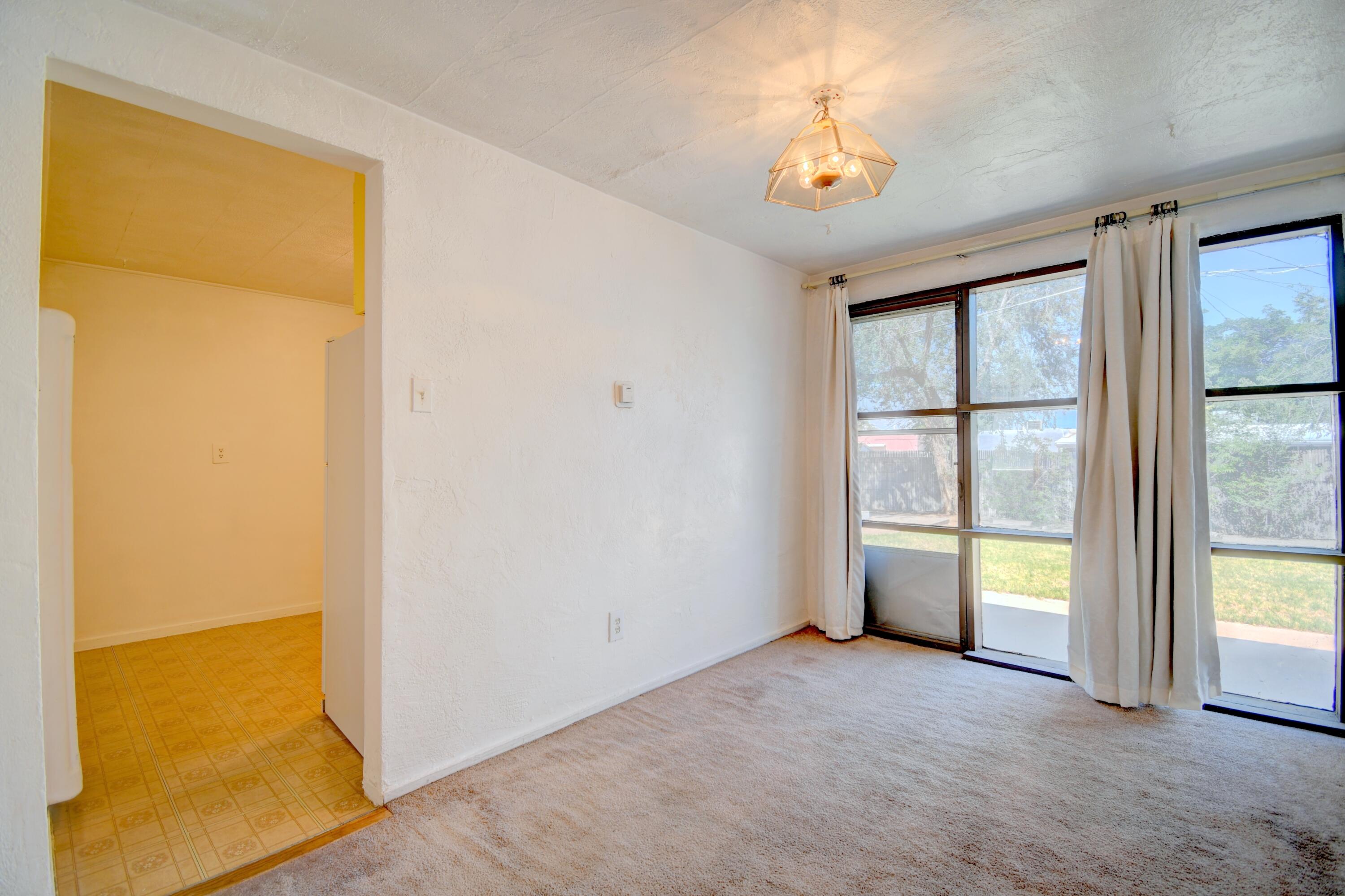 Photo 16 — 3401 Alvarado Drive NE