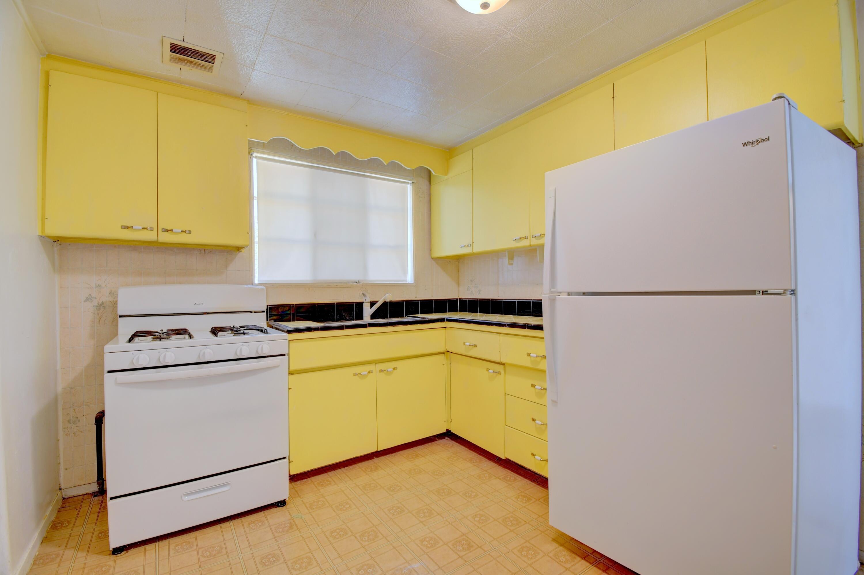 Photo 14 — 3401 Alvarado Drive NE