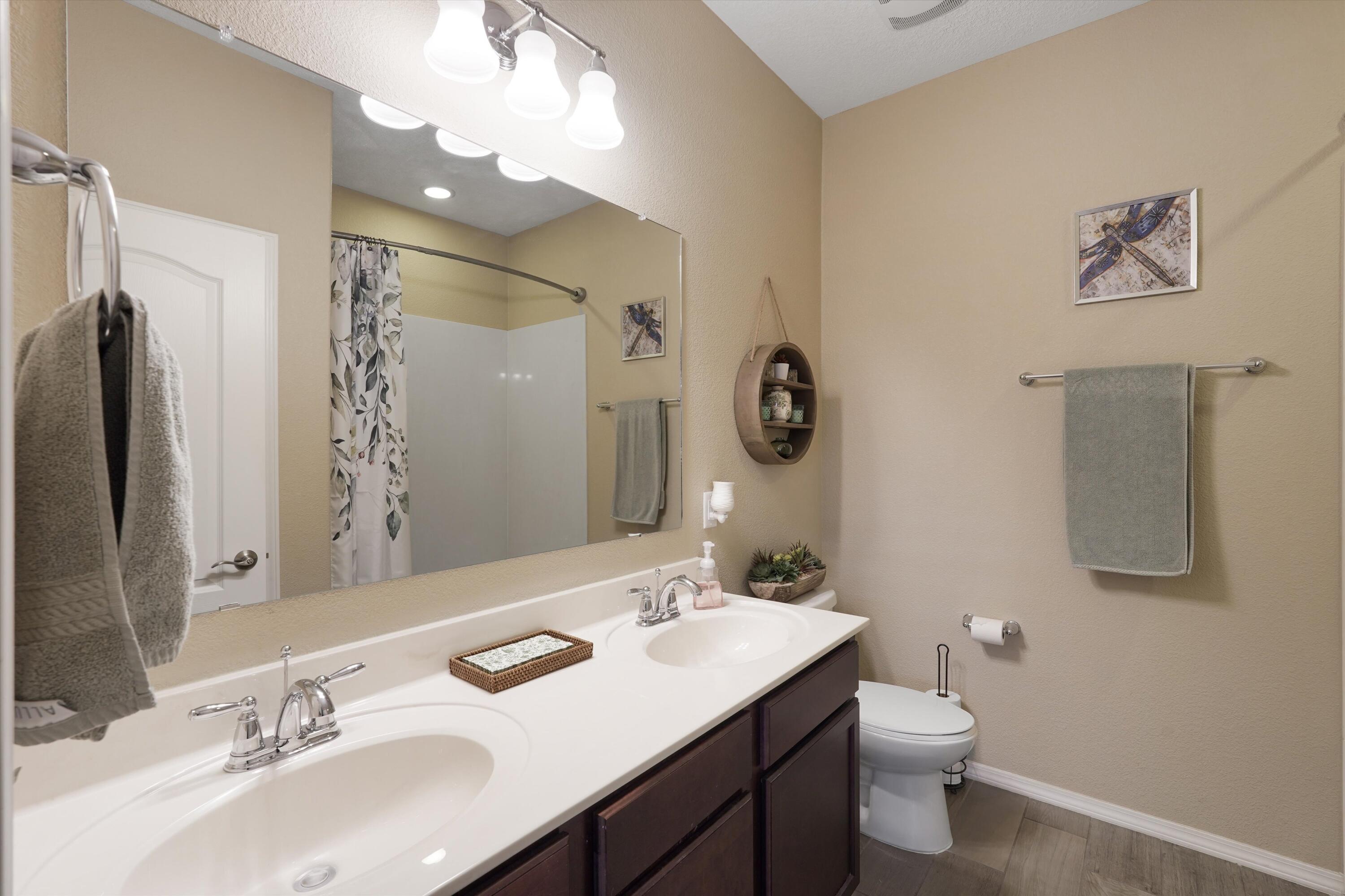 Photo 17 — 3123 Walsh Loop SE